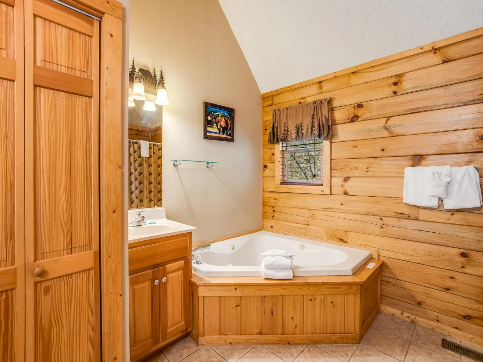 Property building in Saddle Ridge