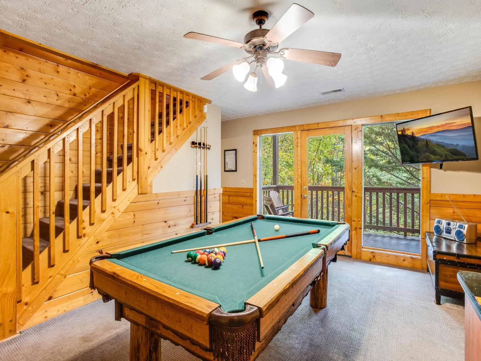 Property building in Saddle Ridge