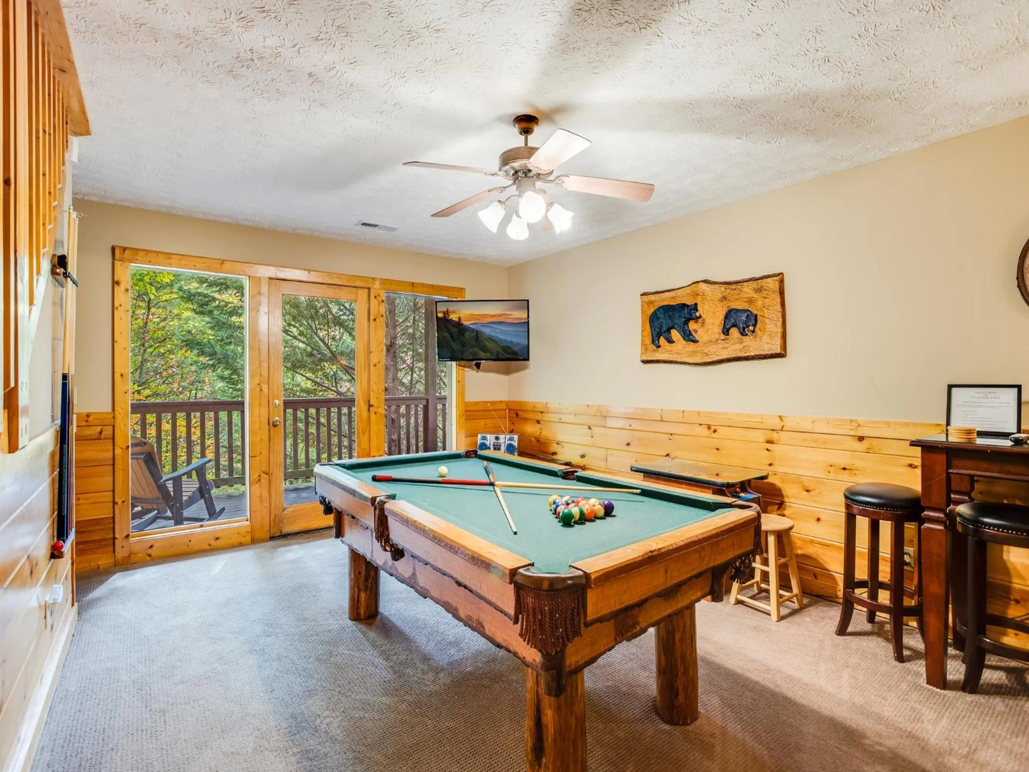 Property building in Saddle Ridge