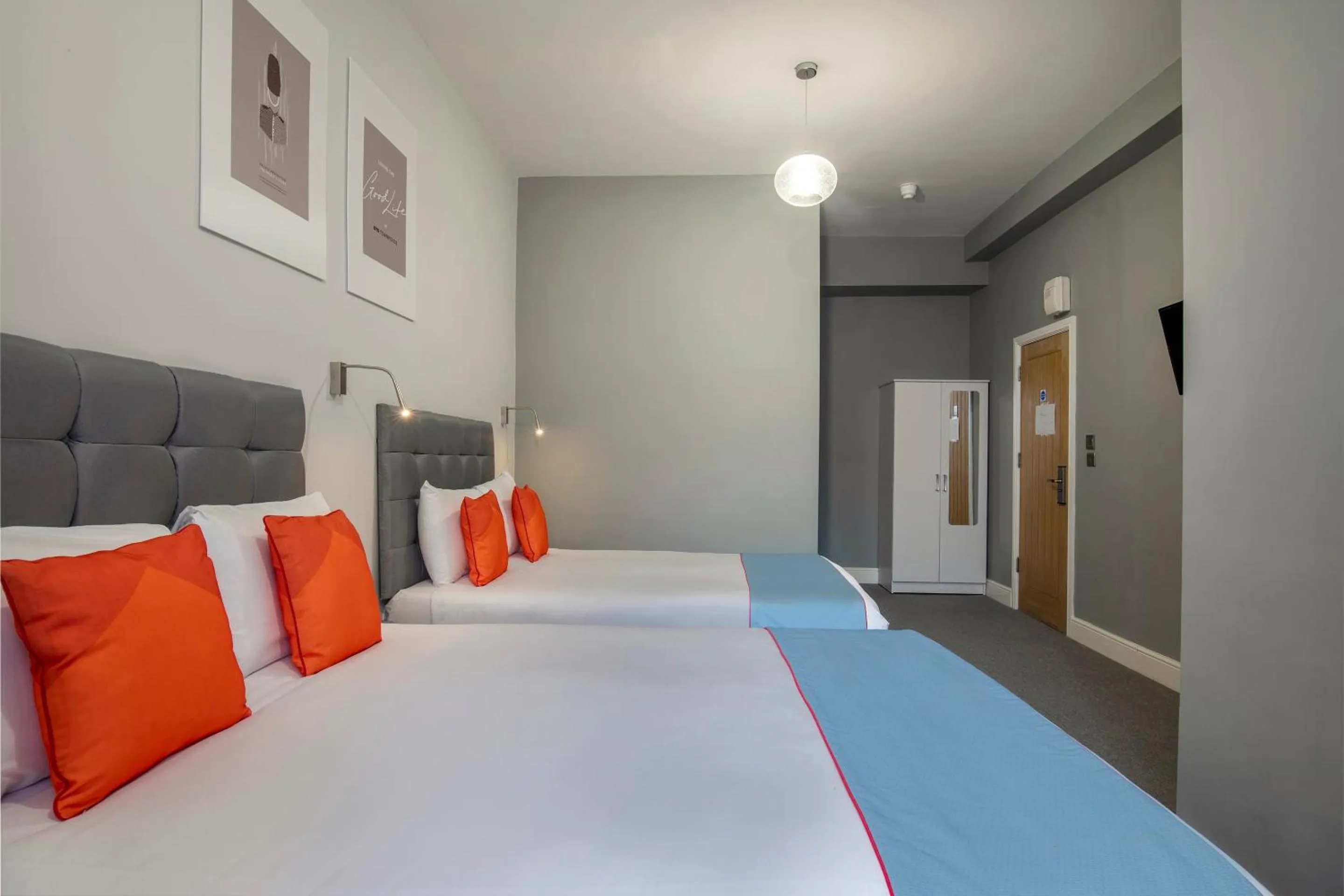 Bedroom, Bed in Townhouse Apollo, Hyde Park