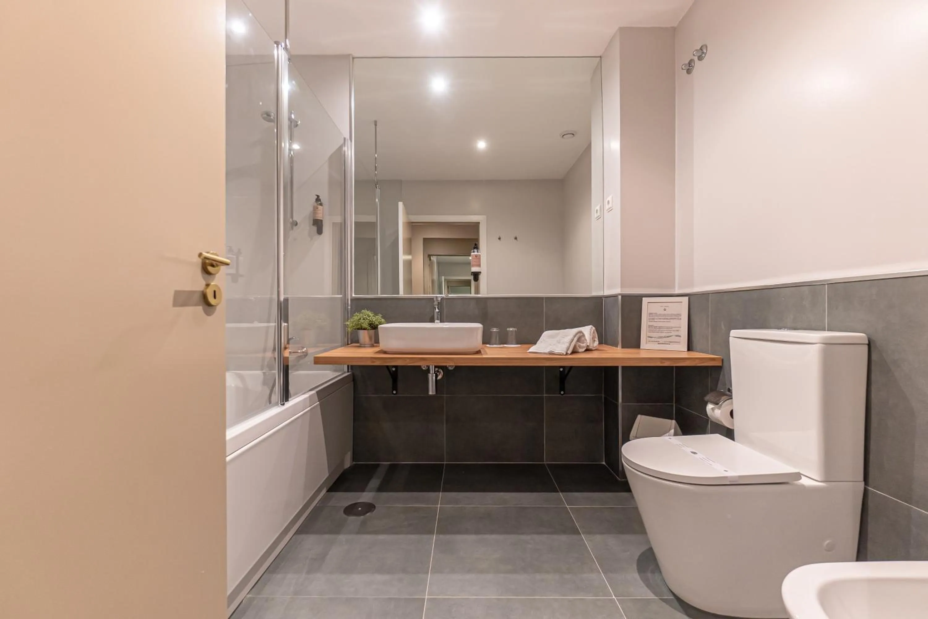 Bathroom in Águas do Gerês - Hotel, Termas & Spa