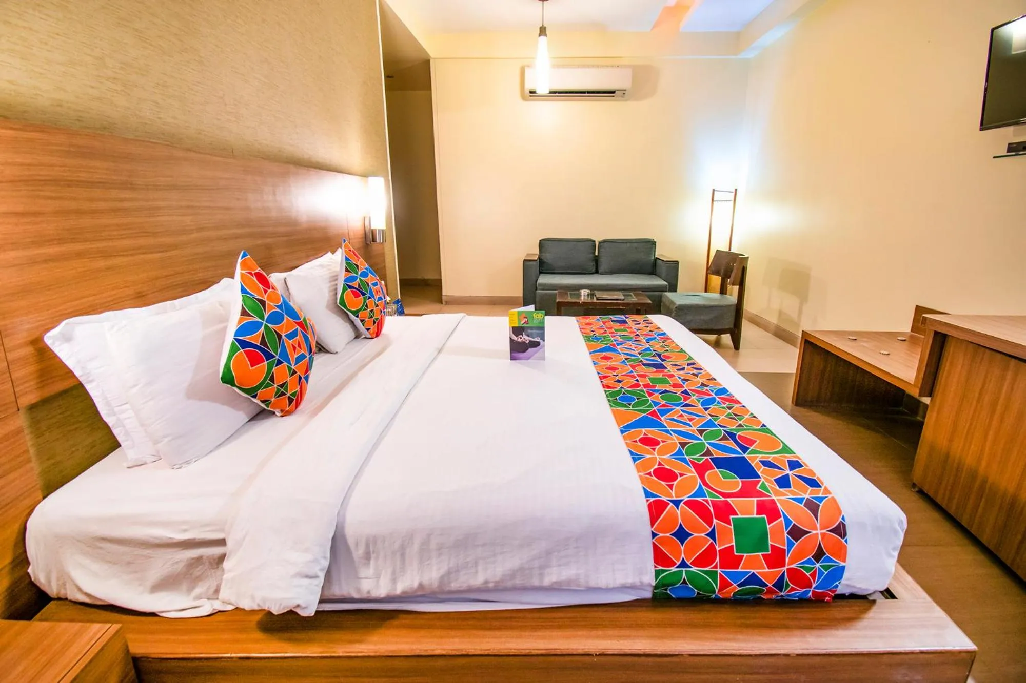 Bedroom, Bed in Hotel Sadanand Regency - A Regal Stay for the Modern Professional