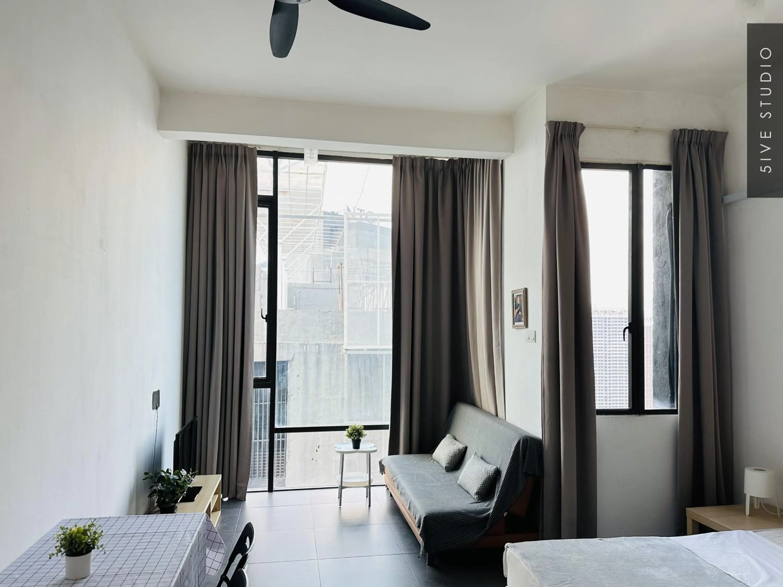 Seating area, Bed in Five Studio - Empire Damansara