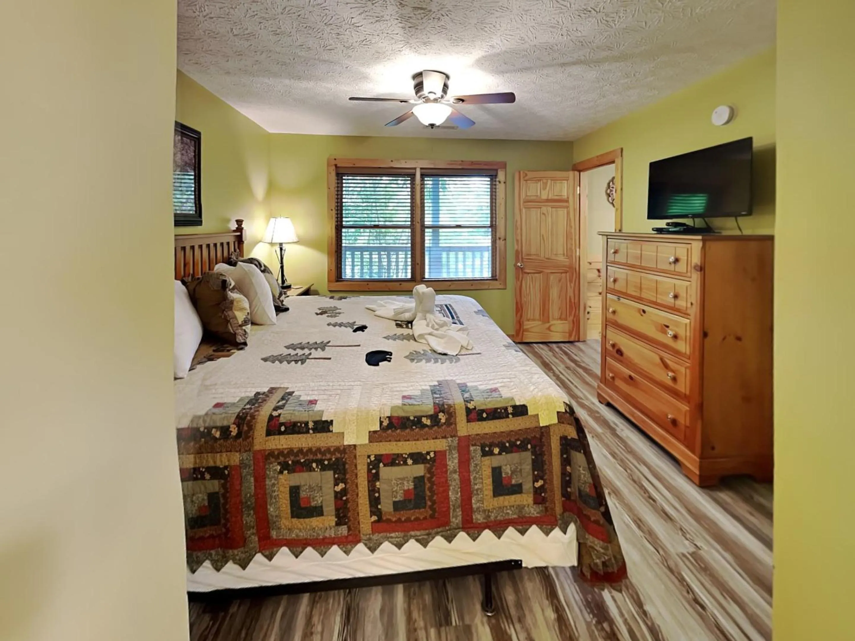 Bed in Highpoint Escape