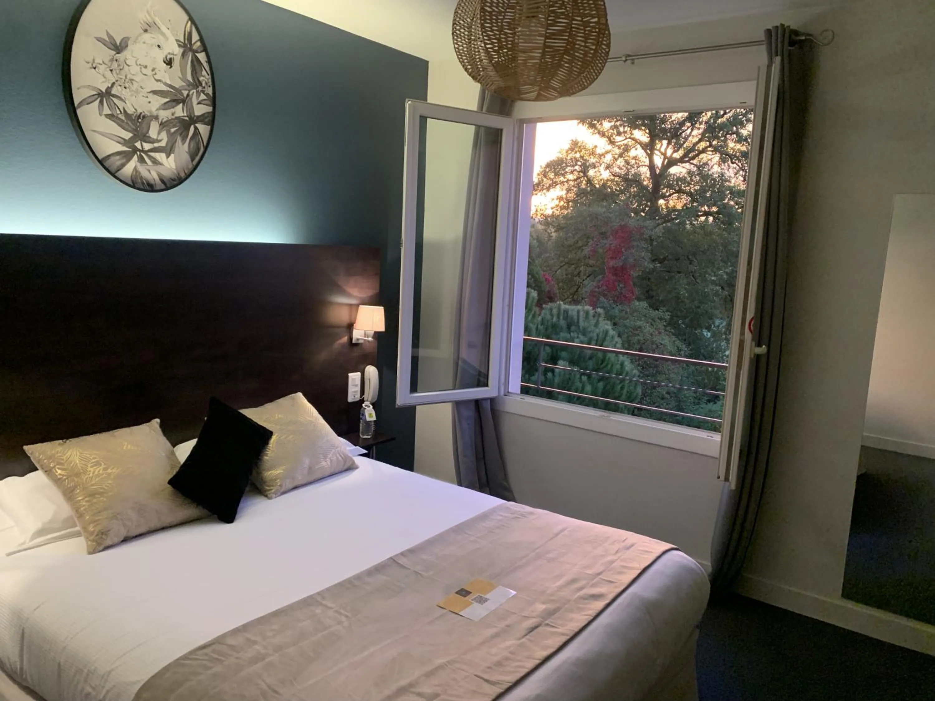 Bedroom, Bed in Logis hôtel Aux Berges de l'Aveyron