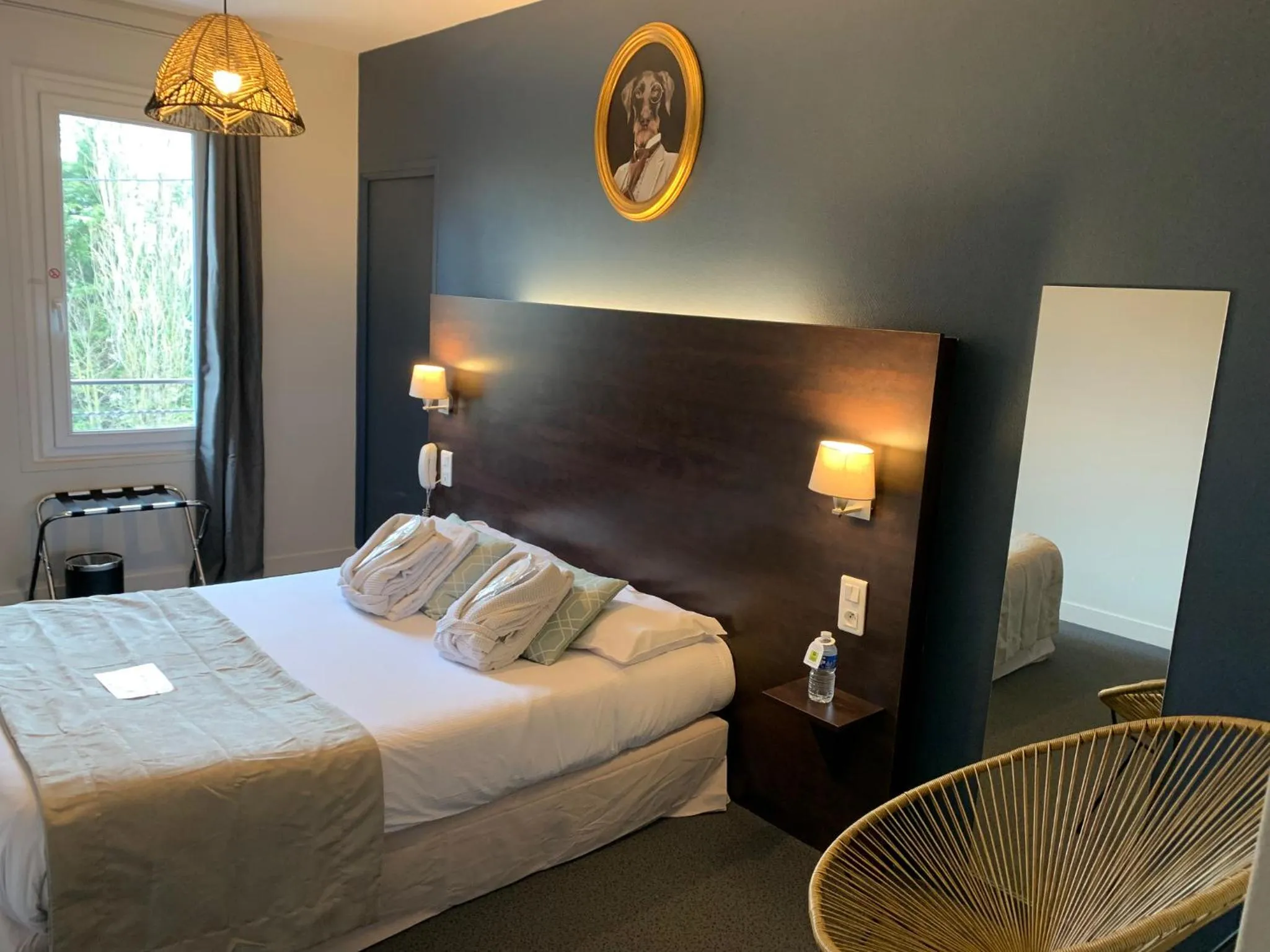 Bedroom, Bed in Logis hôtel Aux Berges de l'Aveyron