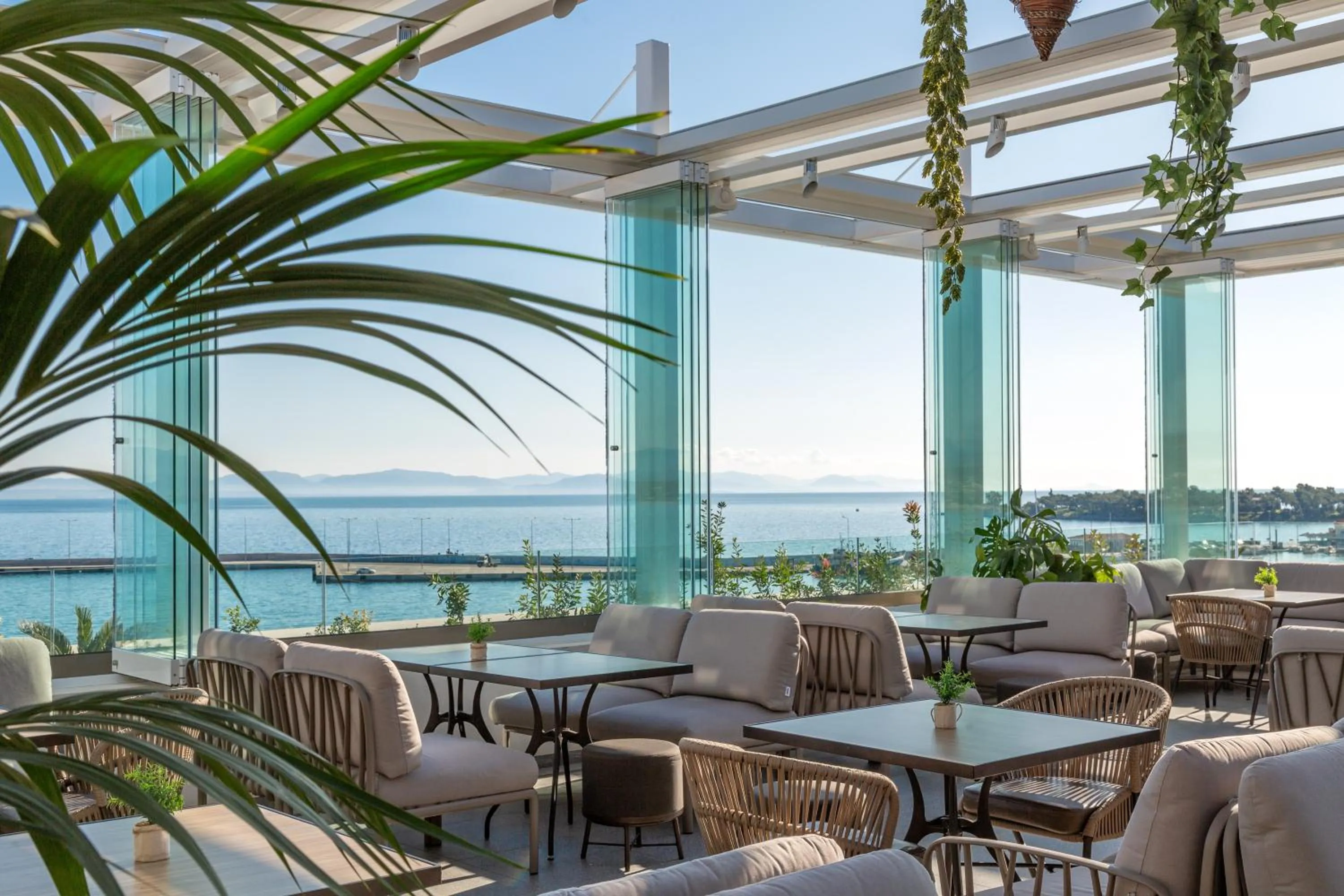 Lounge or bar in LAS HOTEL & SPA