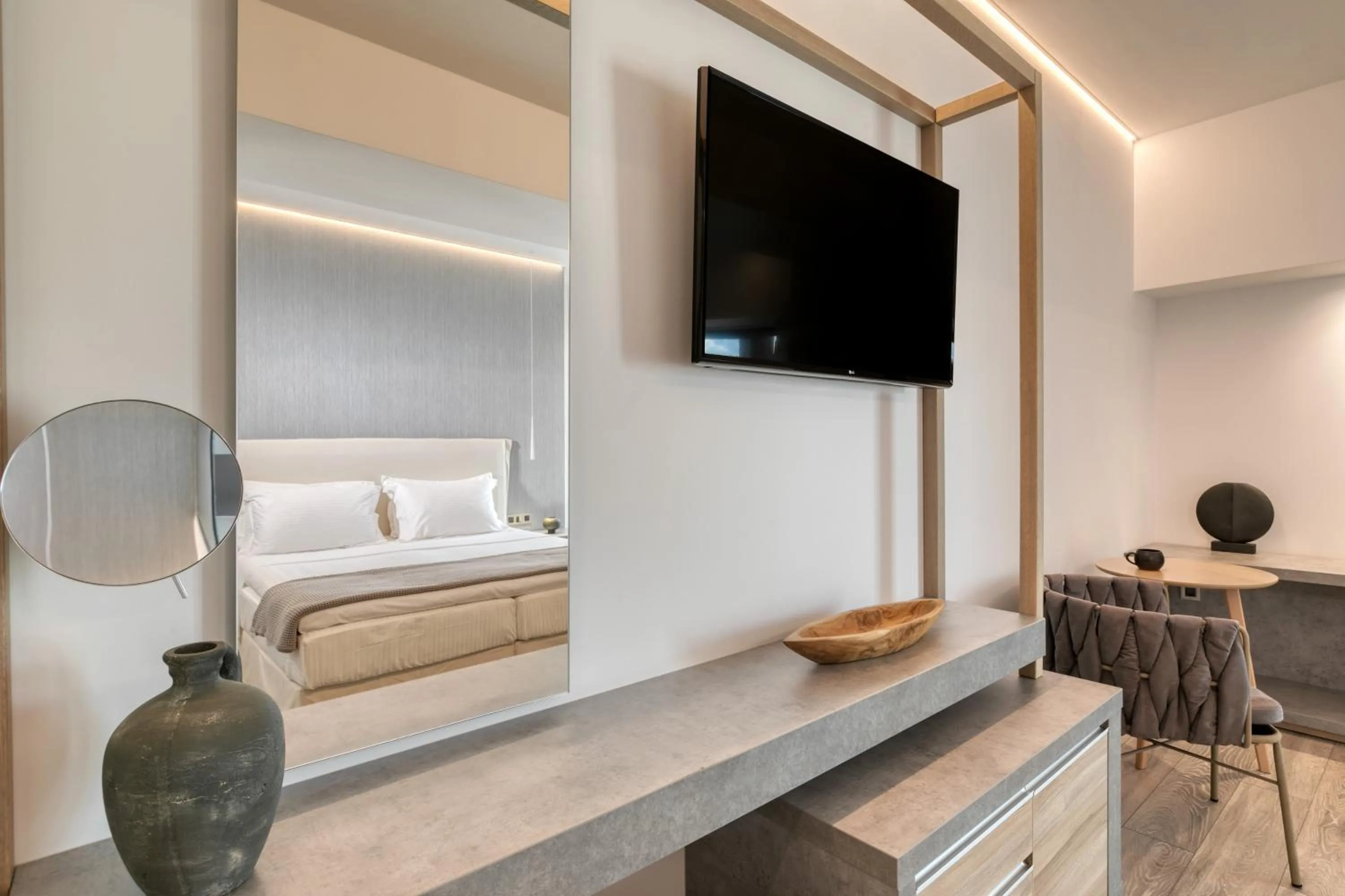 TV and multimedia, Bed in LAS HOTEL & SPA