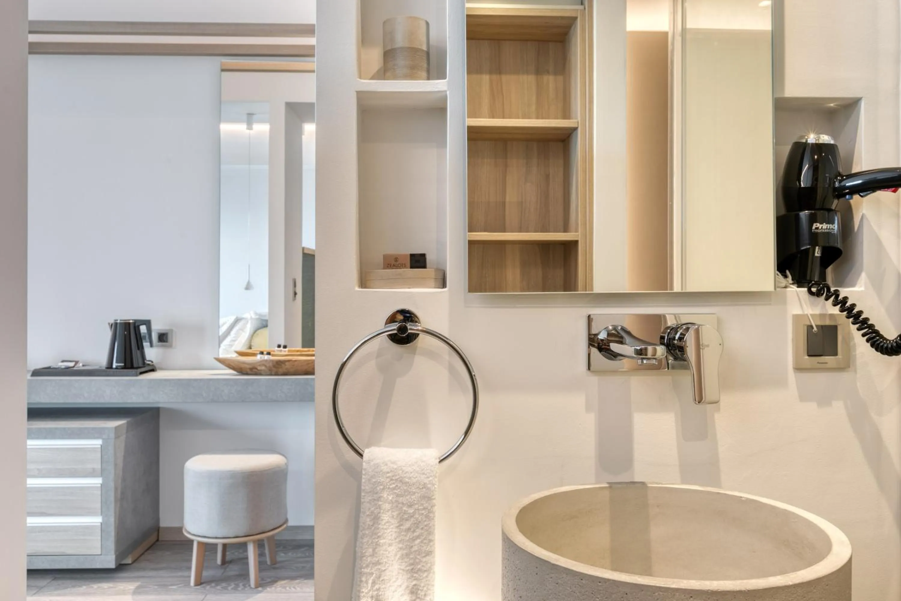 Toilet in LAS HOTEL & SPA