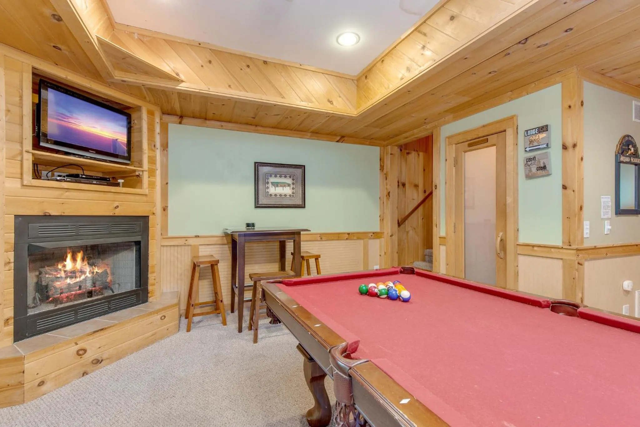 Property building in Gentle Bens Den