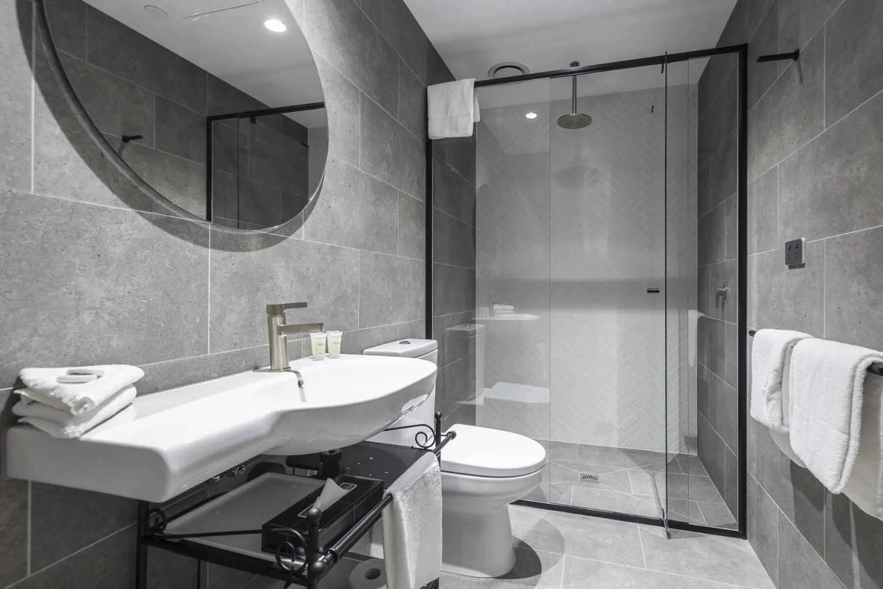 Bathroom in Q Squared Serviced Apartments