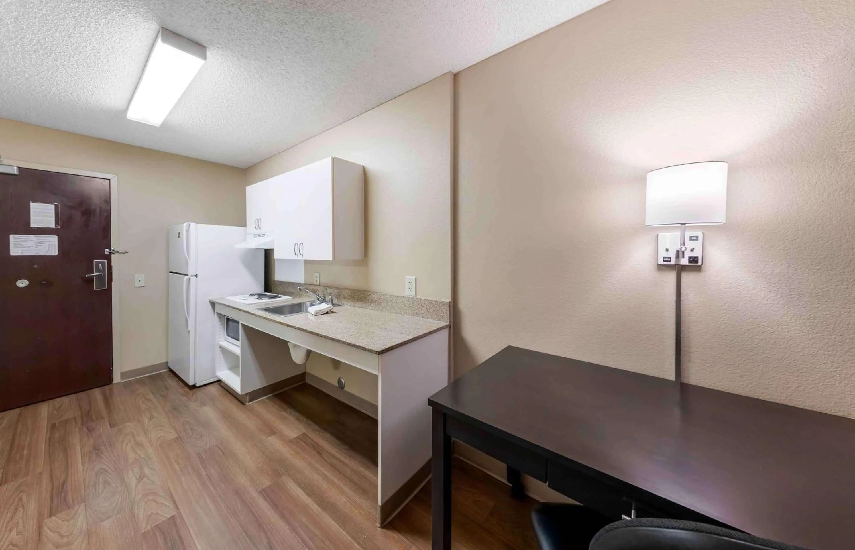 Bedroom in Extended Suites - Orange County - Anaheim Hills