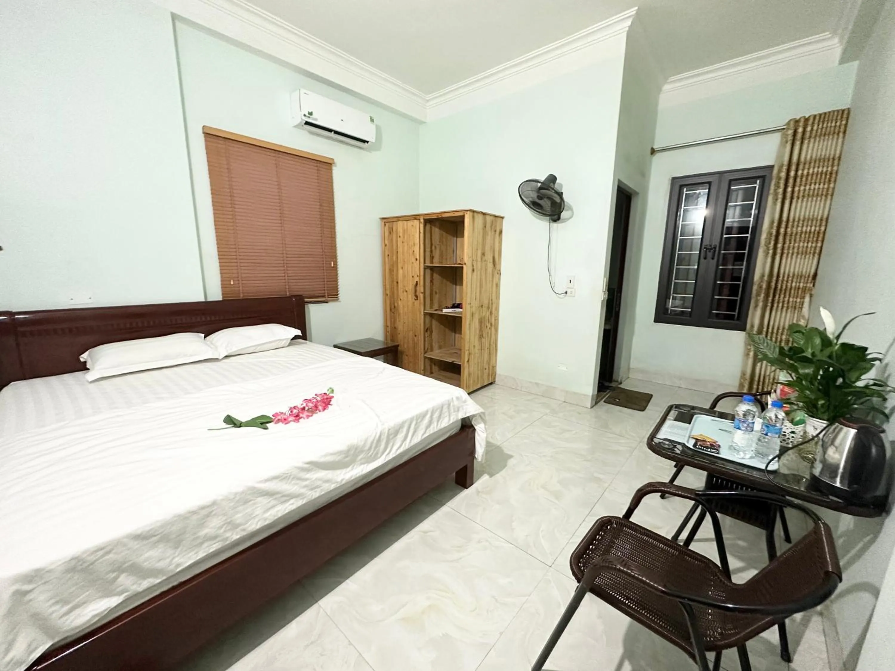 Bedroom, Bed in Tam Coc Heart Homestay