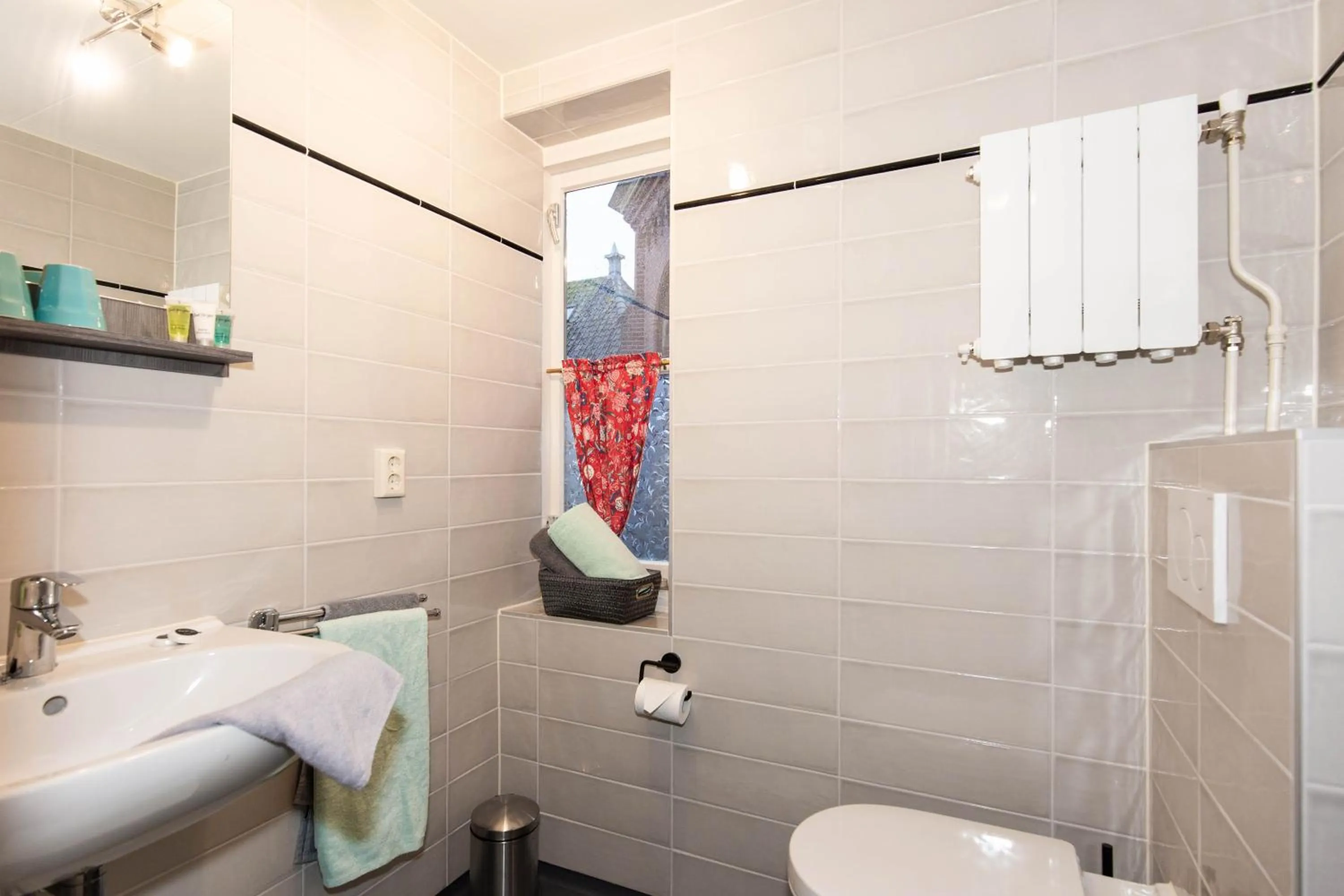 Bathroom in Bed and Breakfast De Pepersteeg