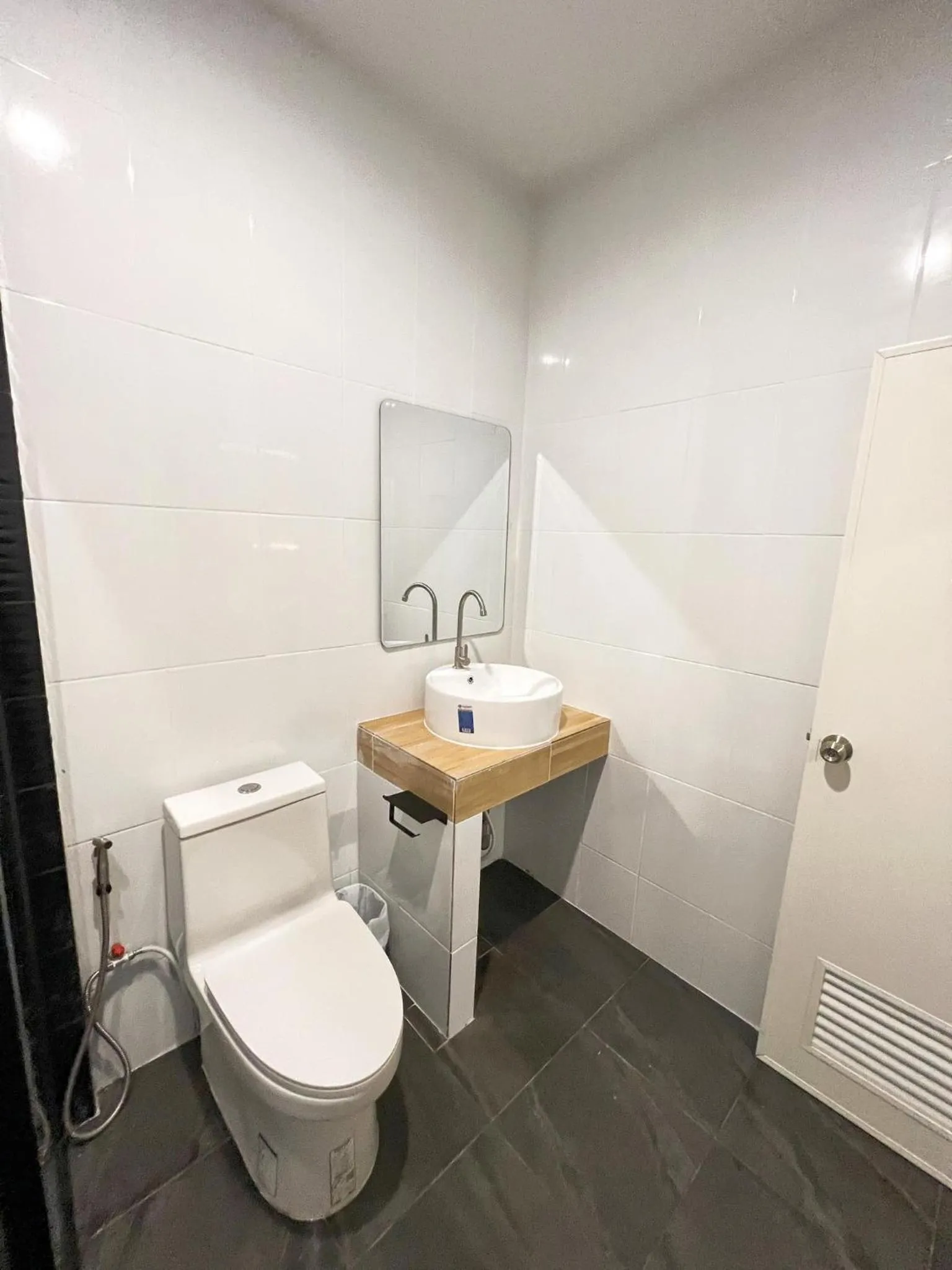 Bathroom in Srikij GardenHome Resort