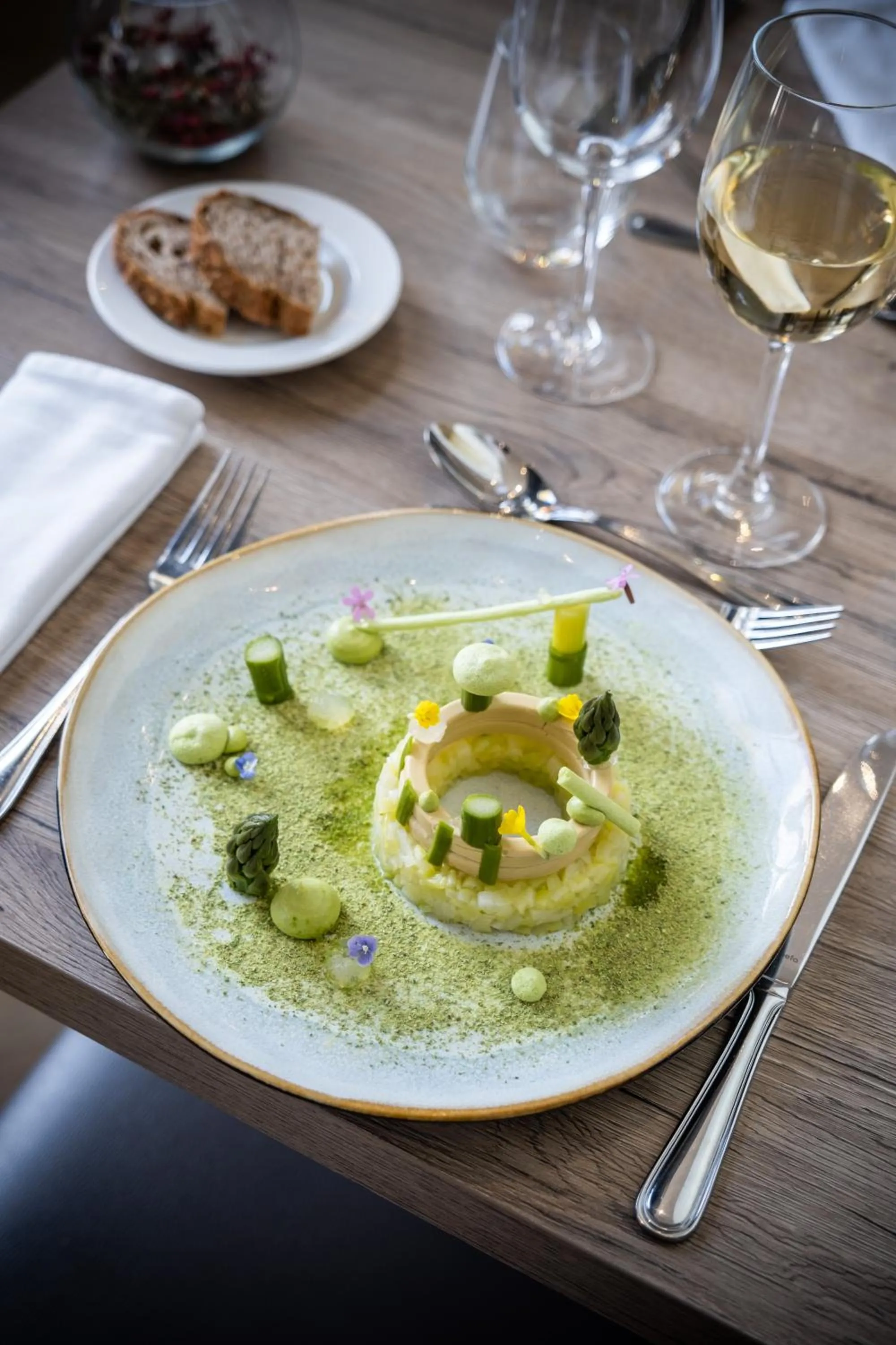 Restaurant/places to eat in Residence RADIANA