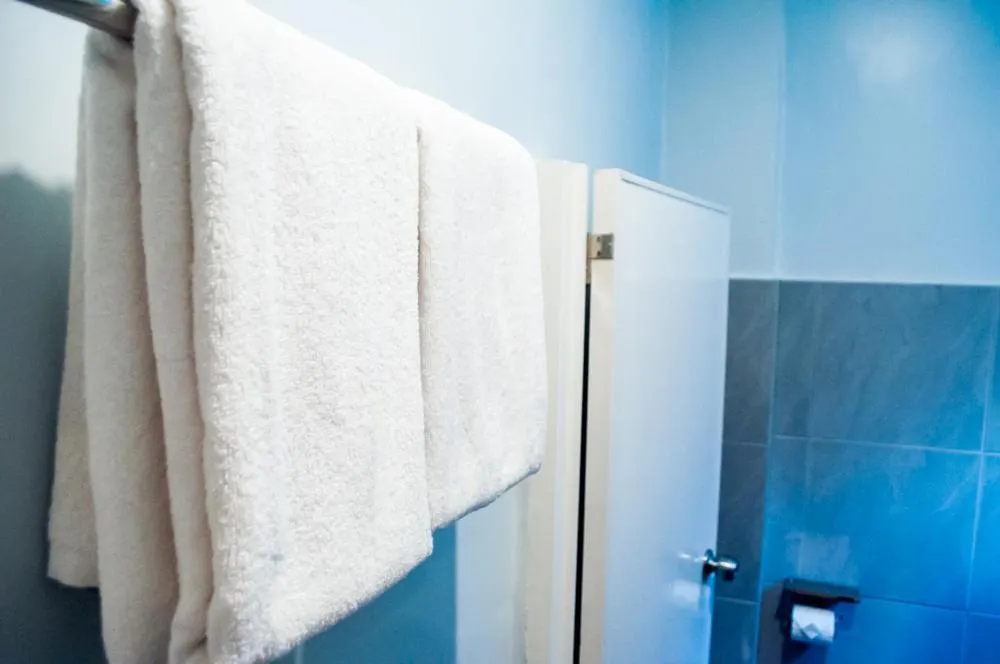 Toilet in Seasons Hotel Sablayan