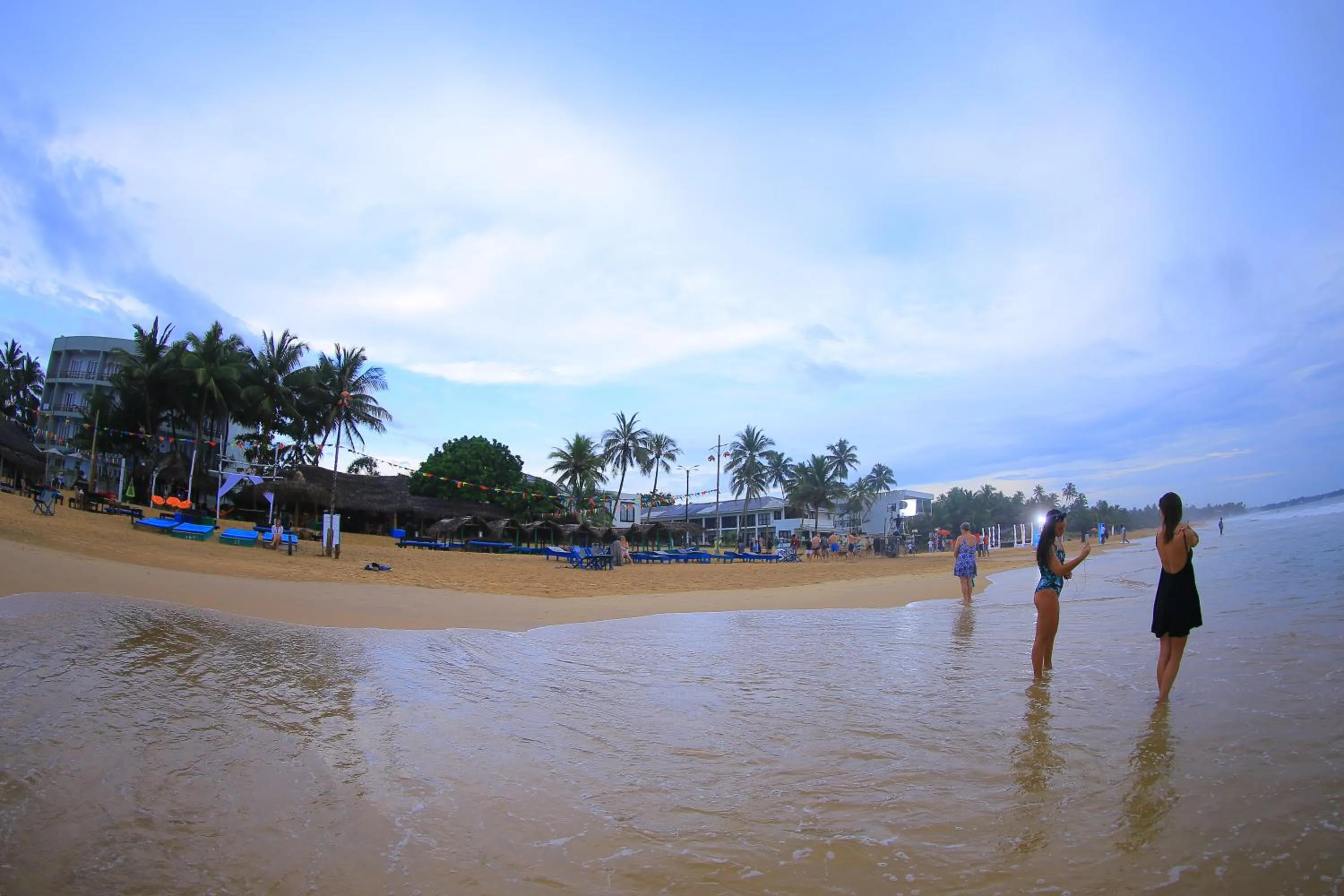 Beach in Hotel Refresh Blue