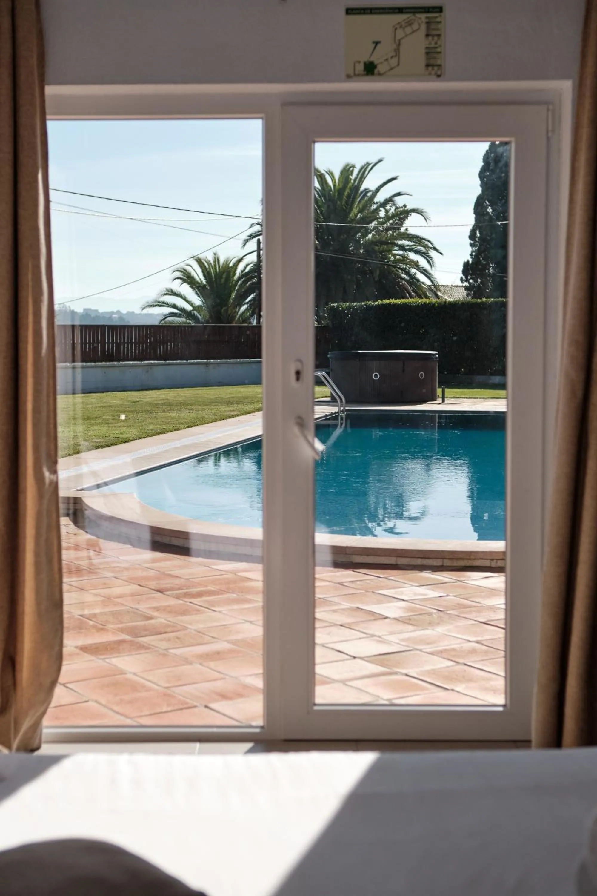 Patio in A Casa Branca - with Pool & Jacuzzi