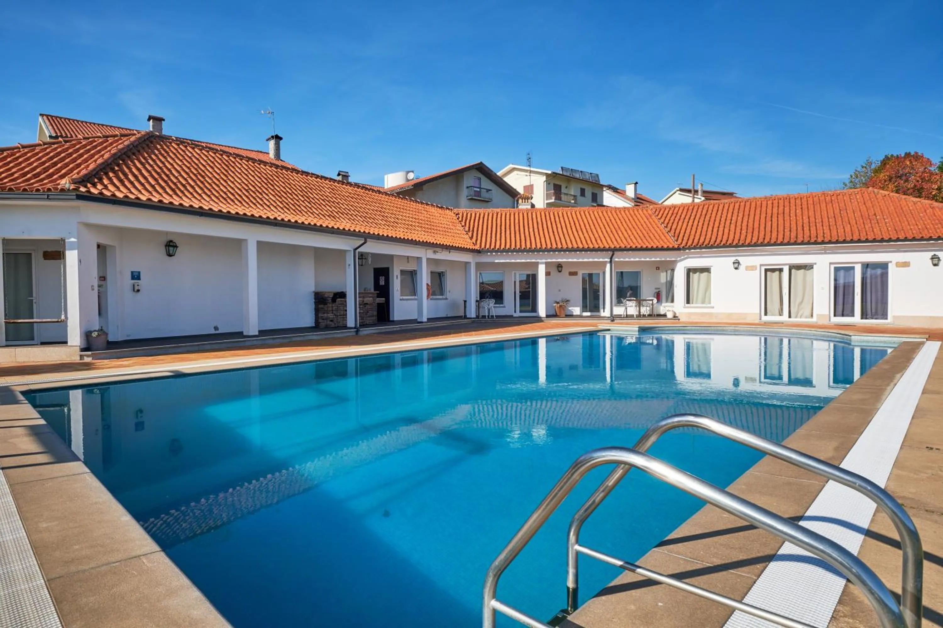 Property building in A Casa Branca - with Pool & Jacuzzi