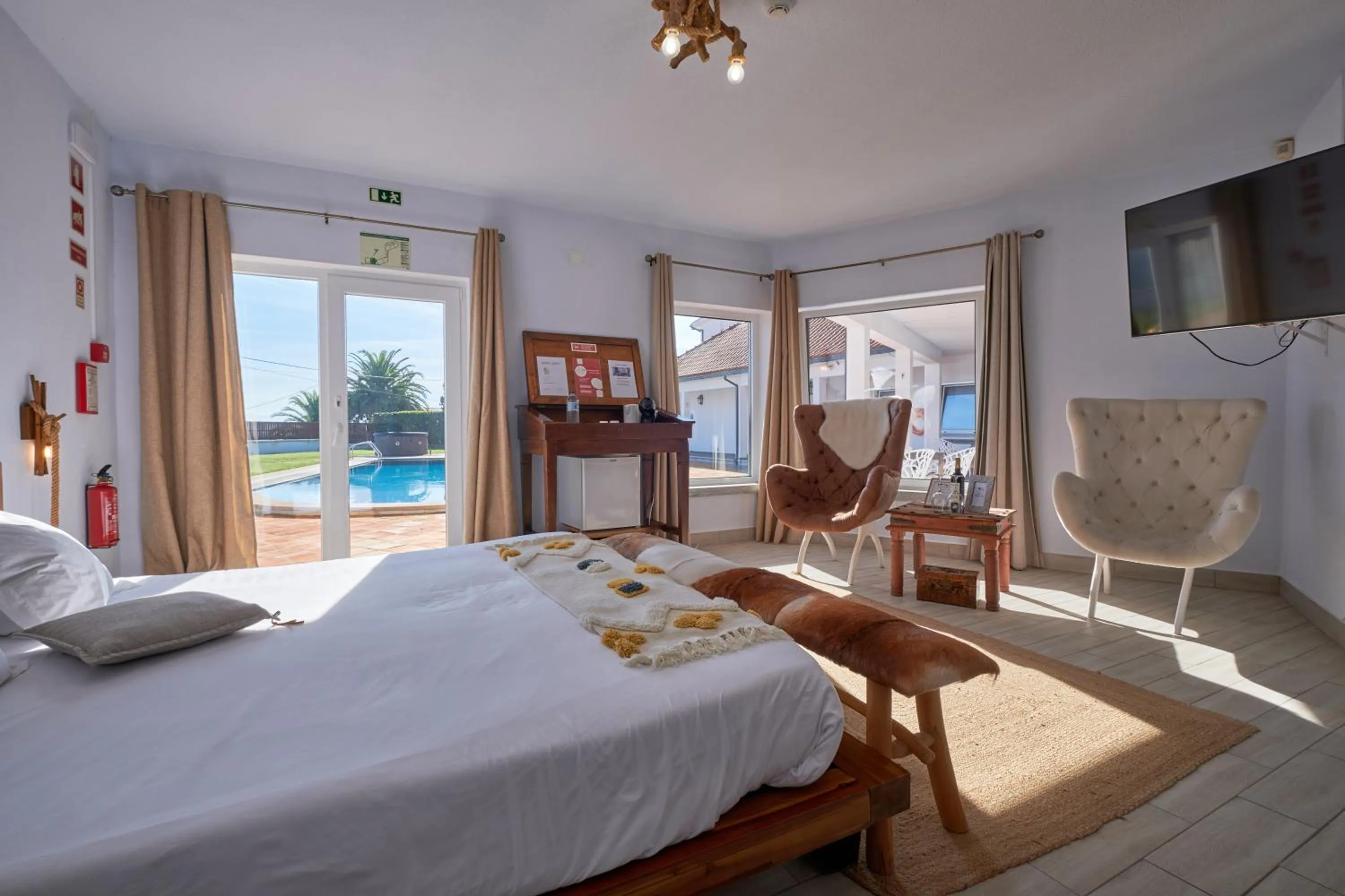 Bed in A Casa Branca - with Pool & Jacuzzi