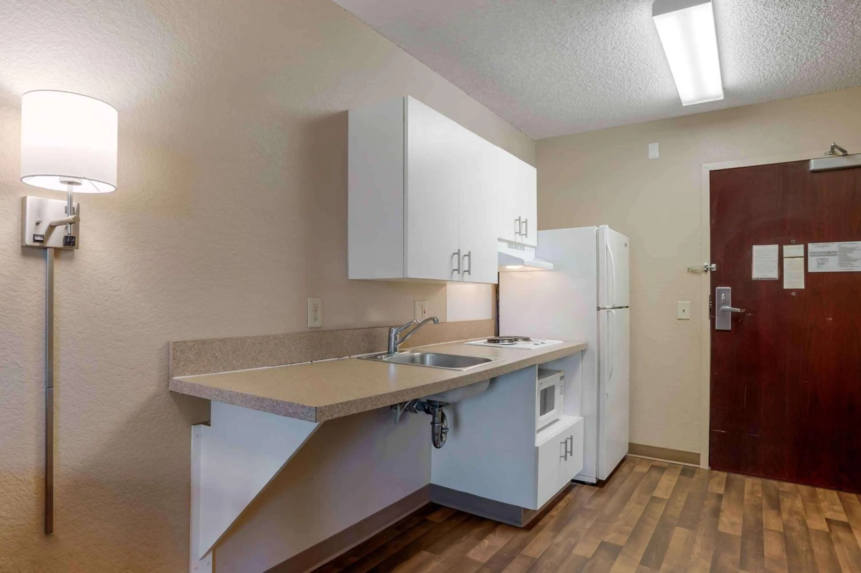 Bedroom in Extended Stay America Suites - Orange County - Lake Forest