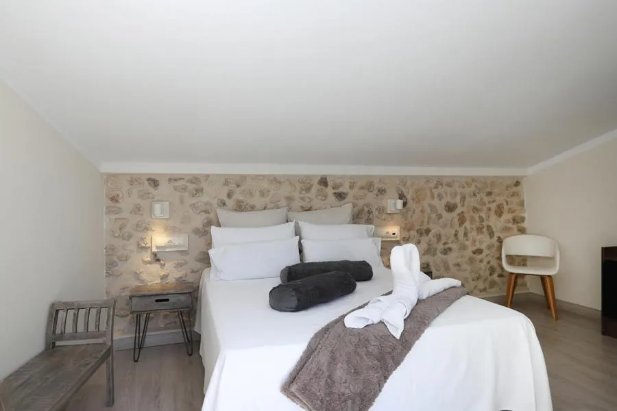 Photo of the whole room, Bed in Nasilvana Hotel & Spa Adults Only