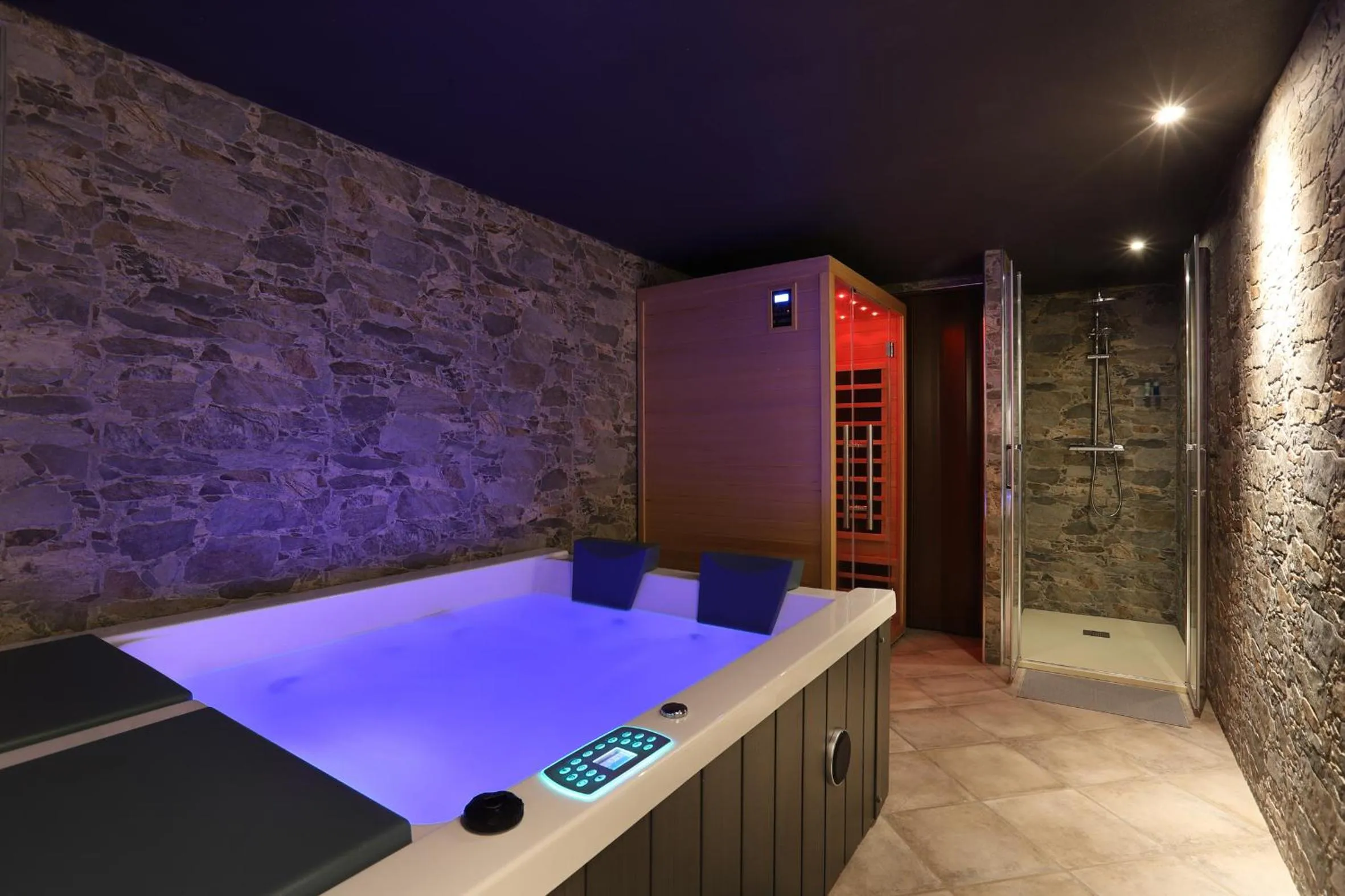 Sauna in Nasilvana Hotel & Spa Adults Only