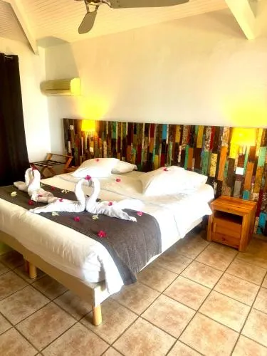 Le Rayon Vert - Hôtel & Restaurant VUE SUR MER