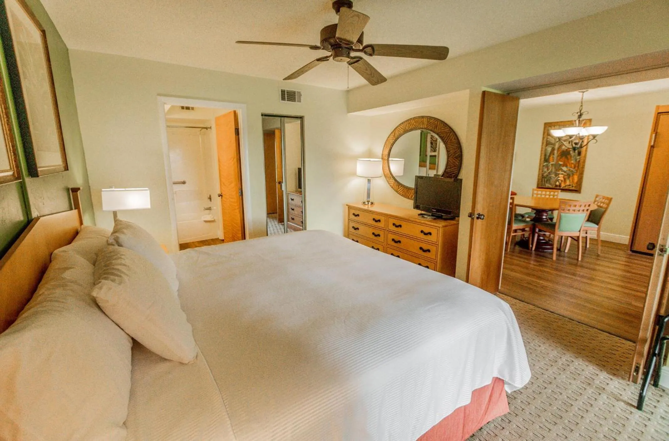 Bedroom, Bed in Lehigh Resort Club