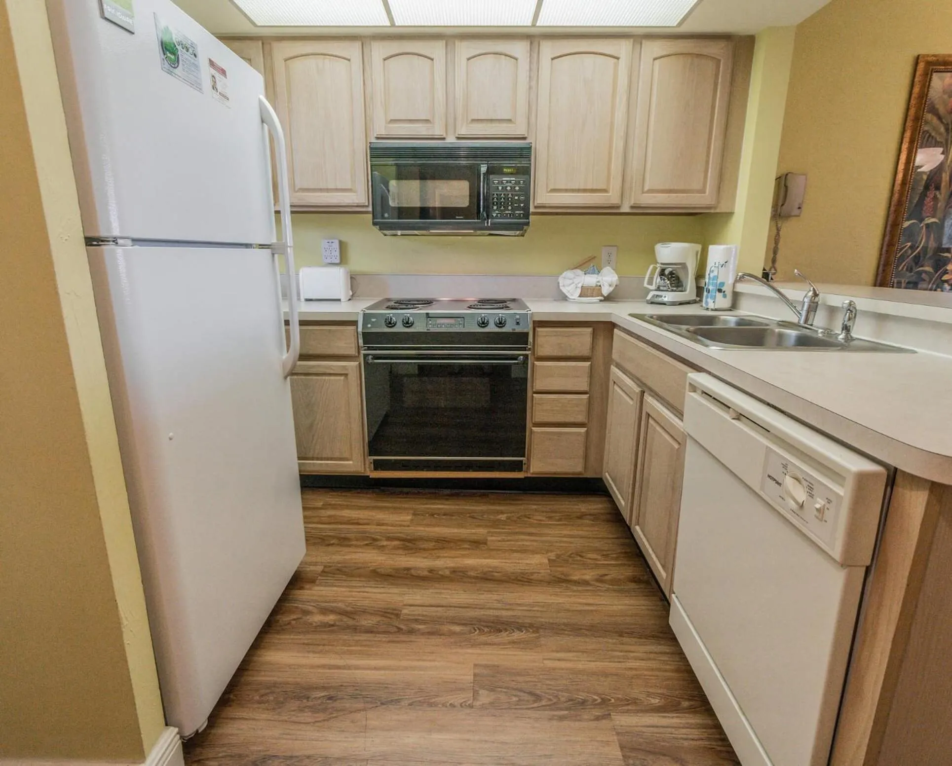 kitchen in Lehigh Resort Club