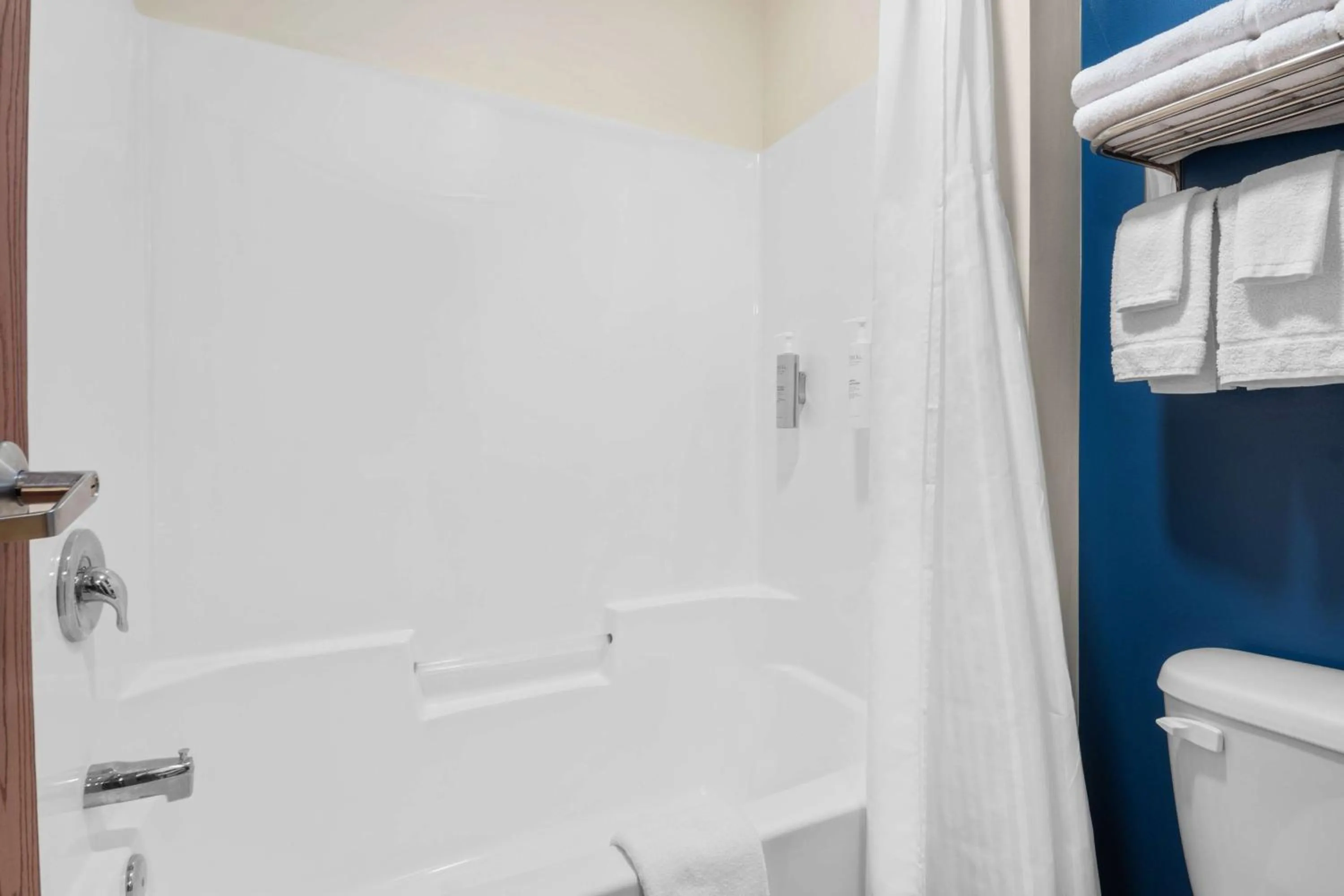 Bathroom in Spark by Hilton Minot