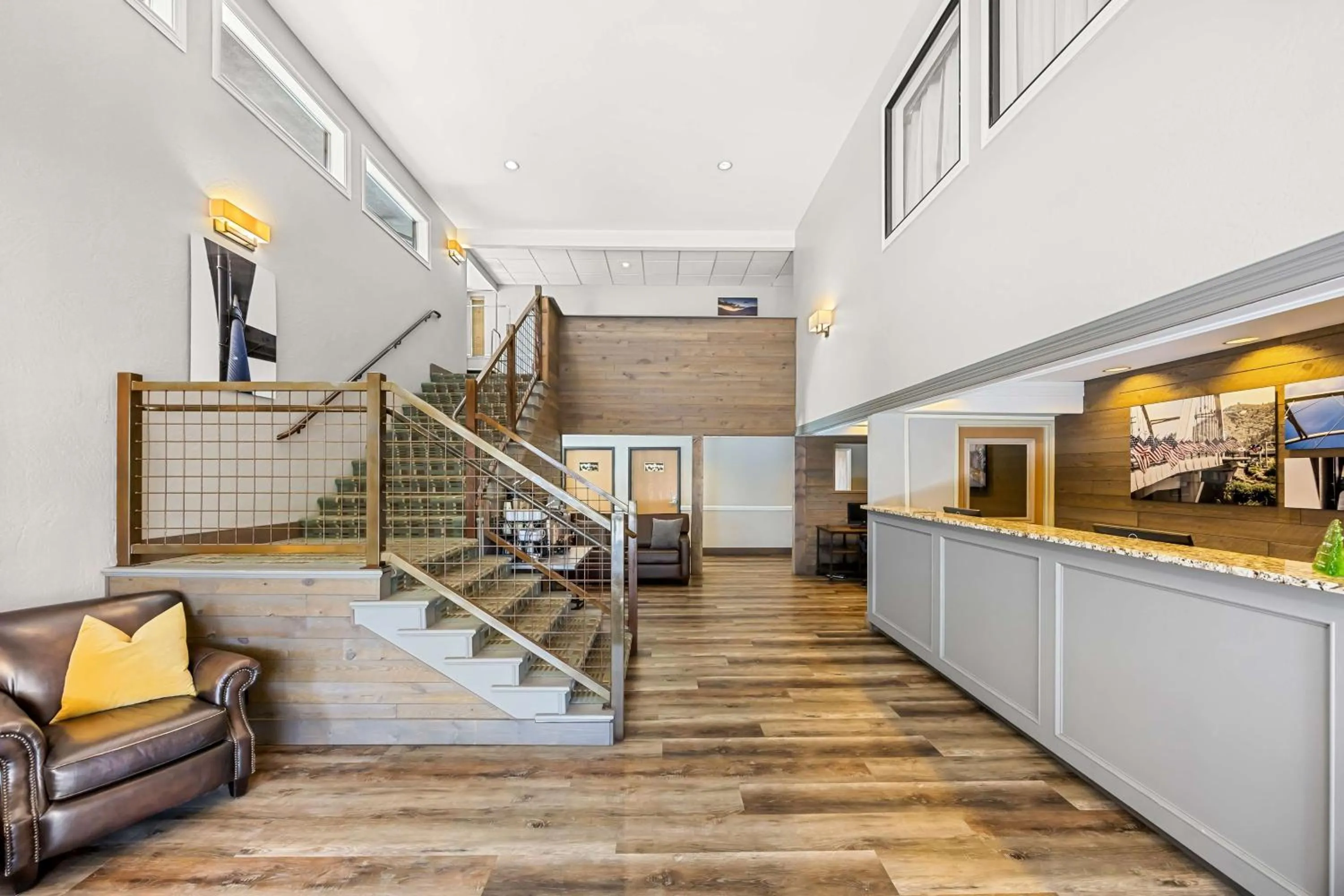 Lobby or reception in Best Western Inn at the Rogue