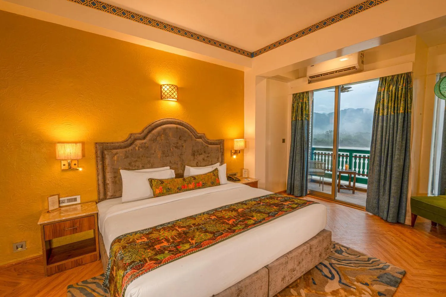 Bed in GANGA KINARE- A Riverside Boutique Resort, Rishikesh
