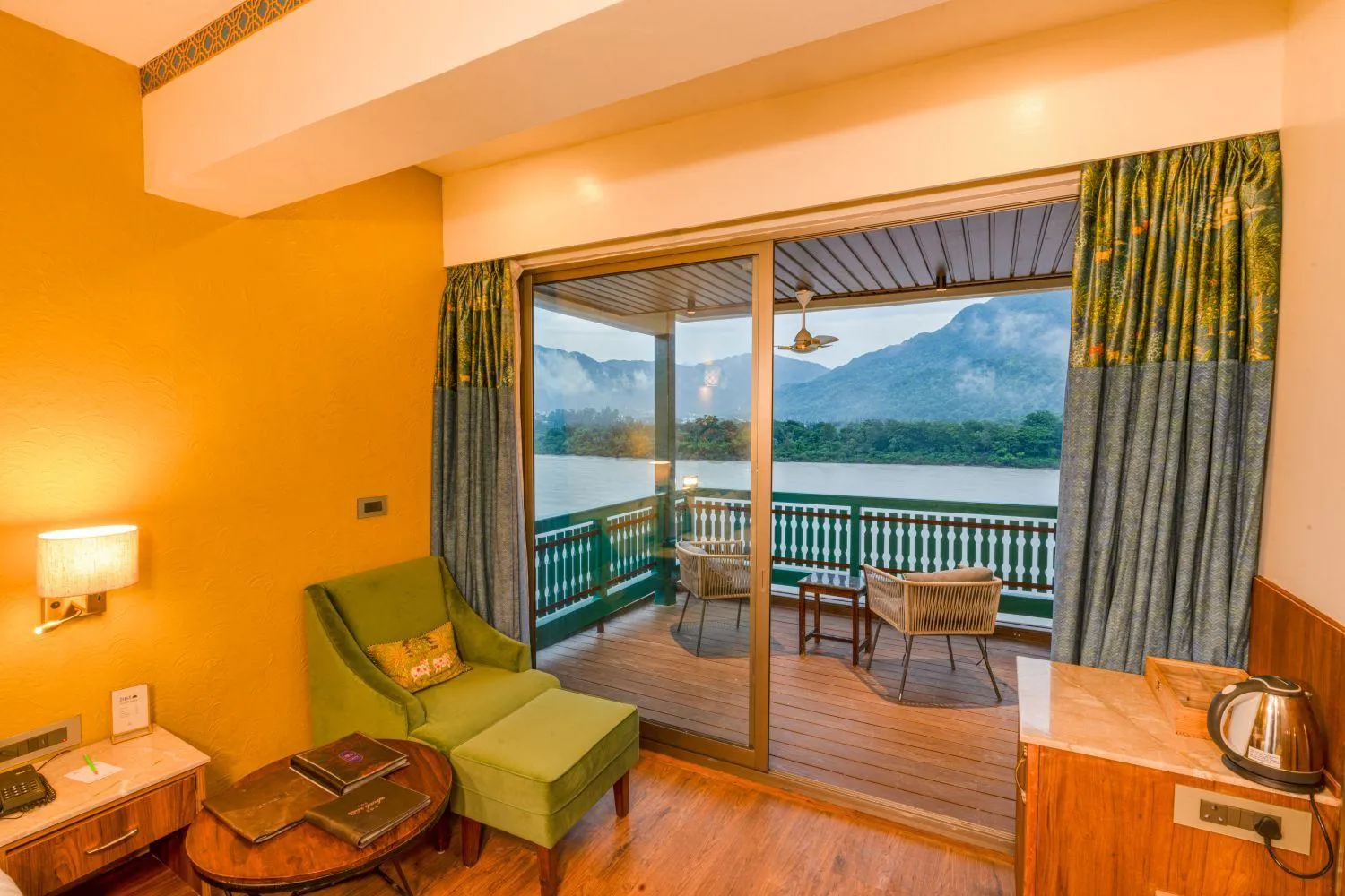 Bedroom in GANGA KINARE- A Riverside Boutique Resort, Rishikesh