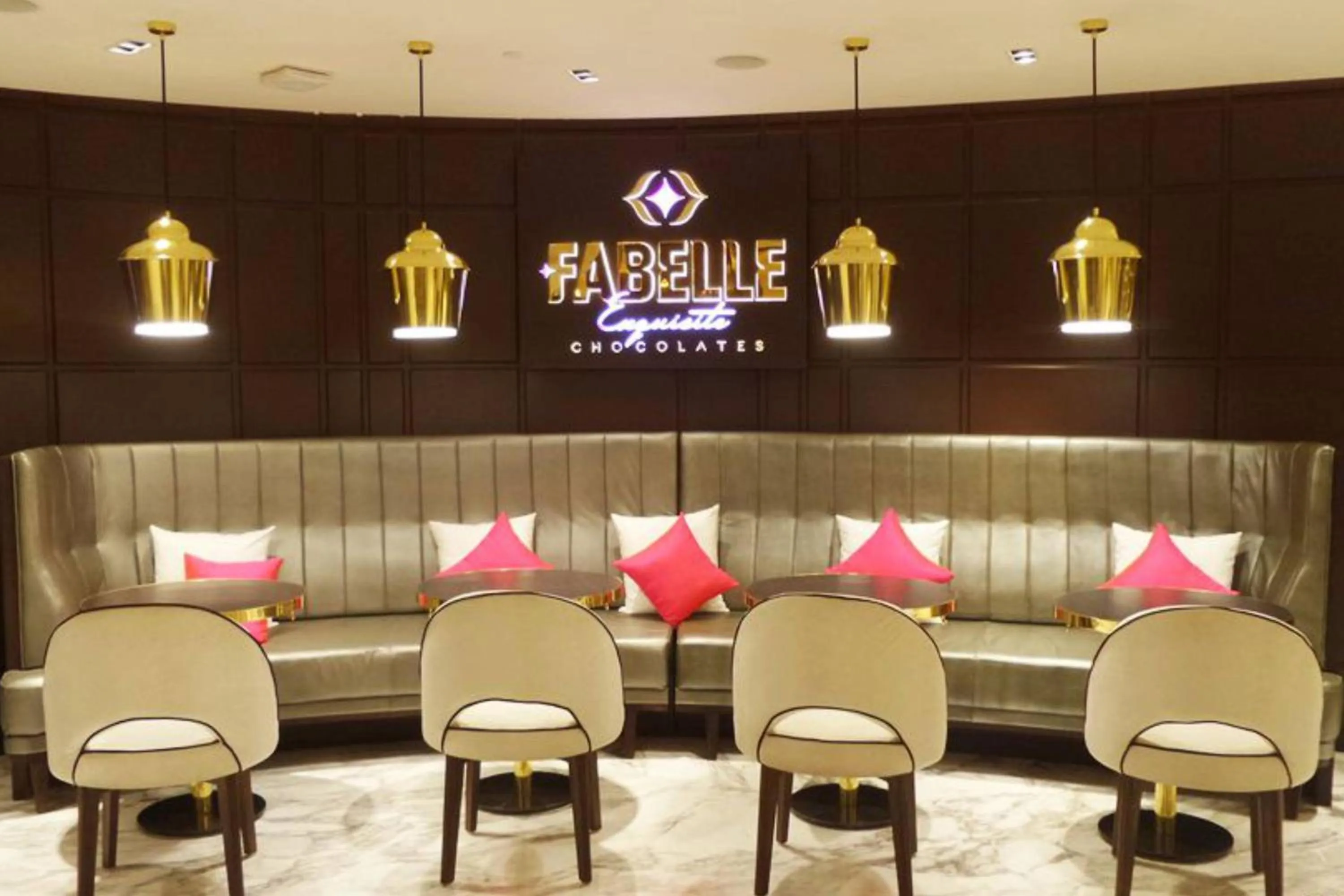 Restaurant/places to eat in ITC Grand Chola, a Luxury Collection Hotel, Chennai