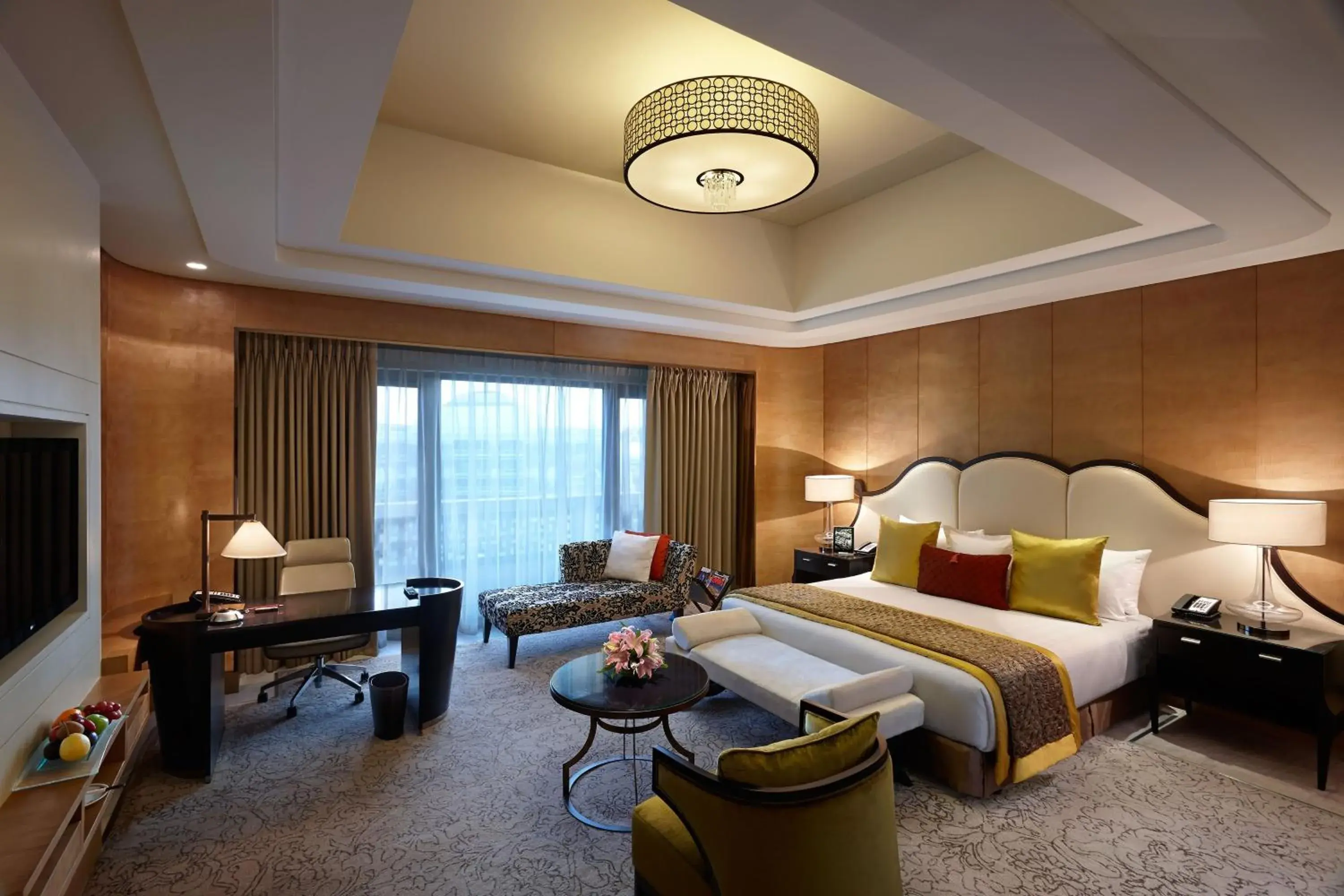 ITC One, Larger Guest room, 1 King or 2 Twin/Single Bed(s) - single occupancy in ITC Grand Chola, a Luxury Collection Hotel, Chennai ITC One, Larger Guest room, 1 King or 2 Twin/Single Bed(s) - single occupancy in ITC Grand Chola, a Luxury Collection Hotel, Chennai