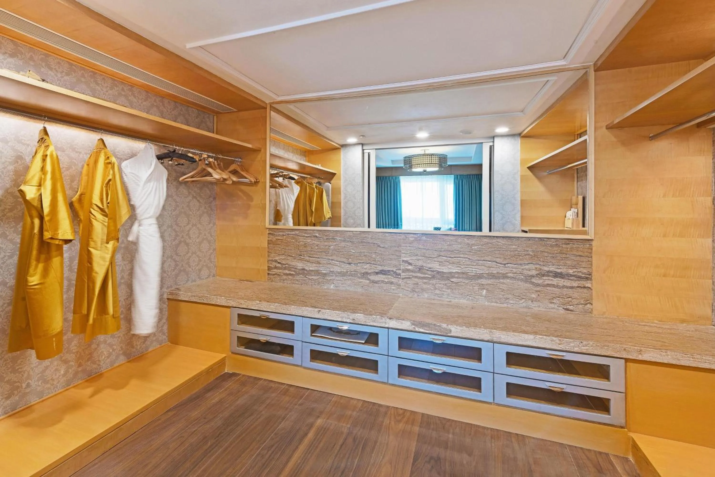 Bedroom in ITC Grand Chola, a Luxury Collection Hotel, Chennai