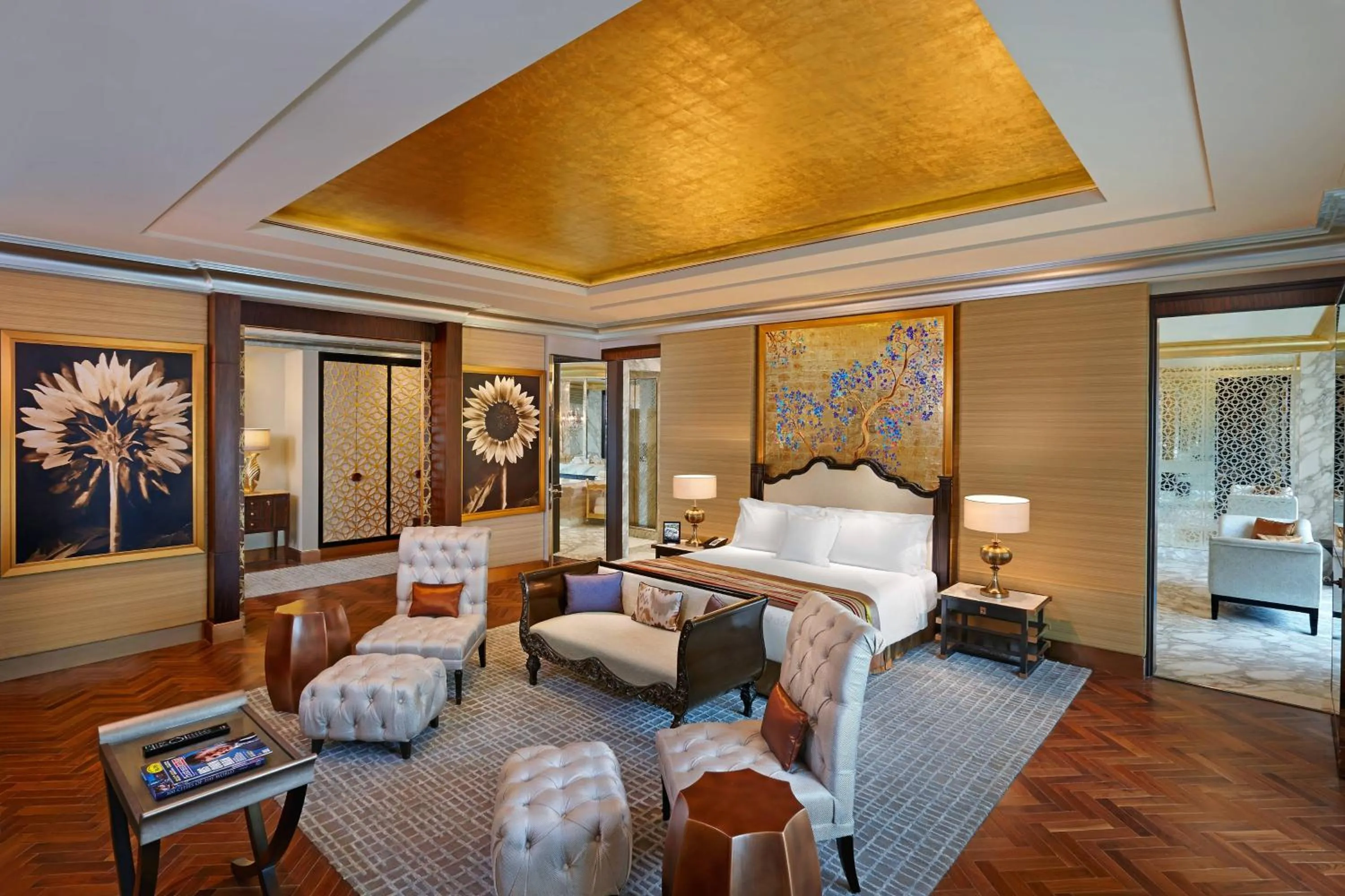 Bedroom, Bed in ITC Grand Chola, a Luxury Collection Hotel, Chennai