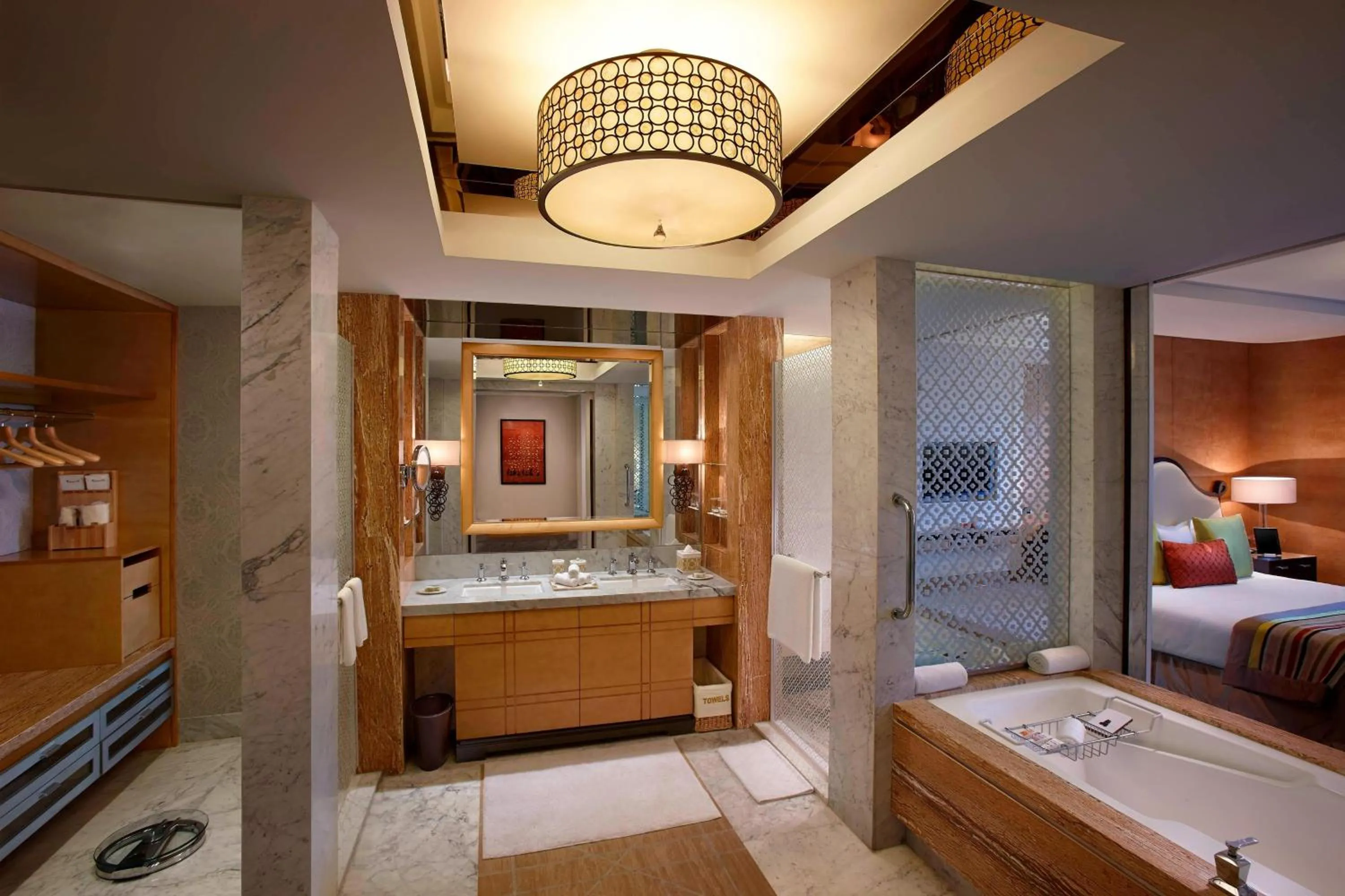 Bathroom, Bed in ITC Grand Chola, a Luxury Collection Hotel, Chennai