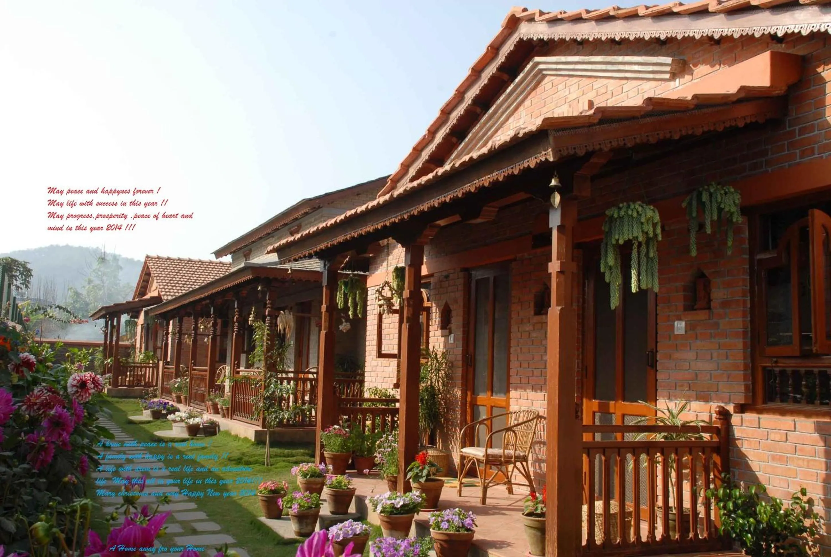 Garden in Vardan Resort n' Apartment