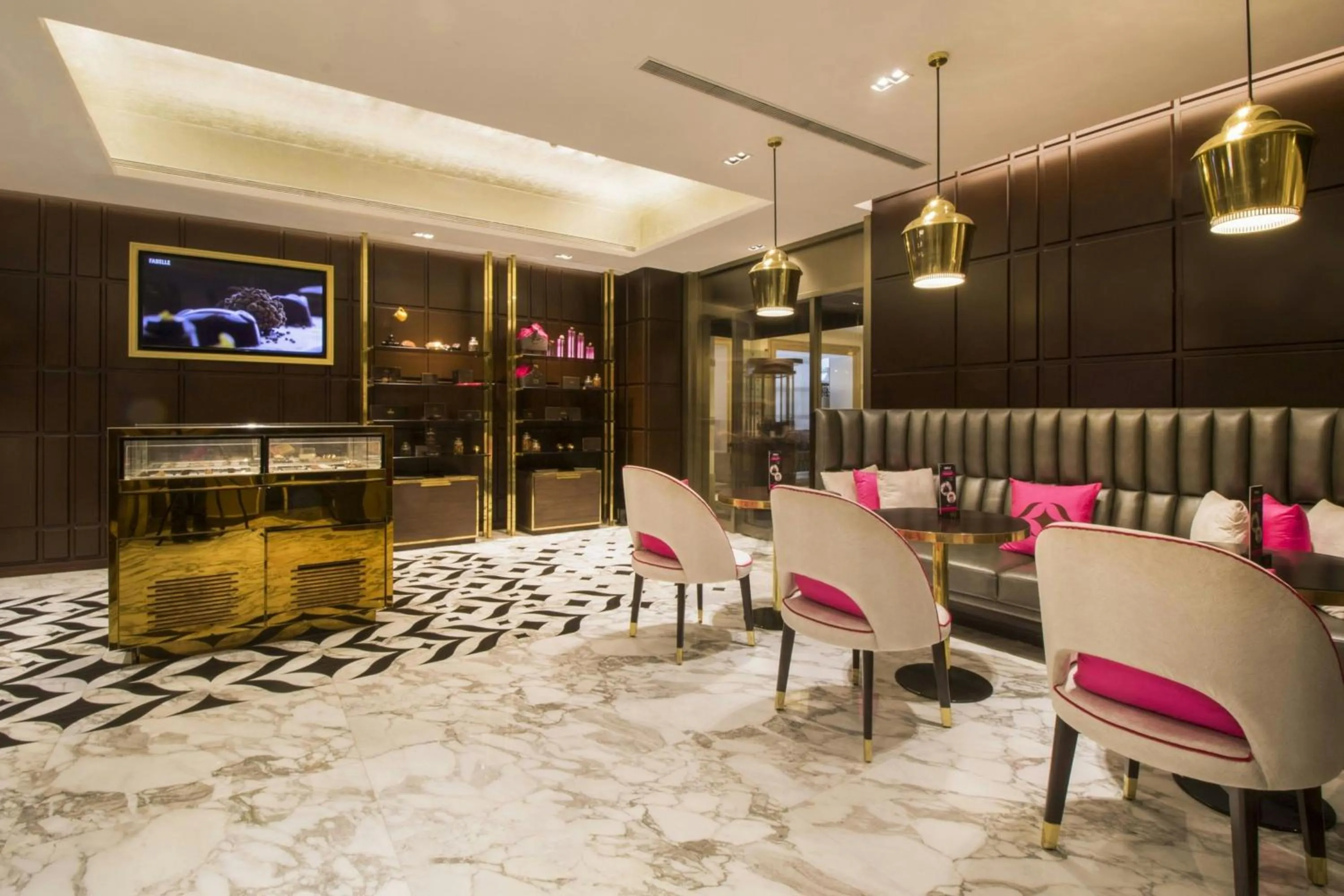 Restaurant/places to eat in ITC Maratha, a Luxury Collection Hotel, Mumbai
