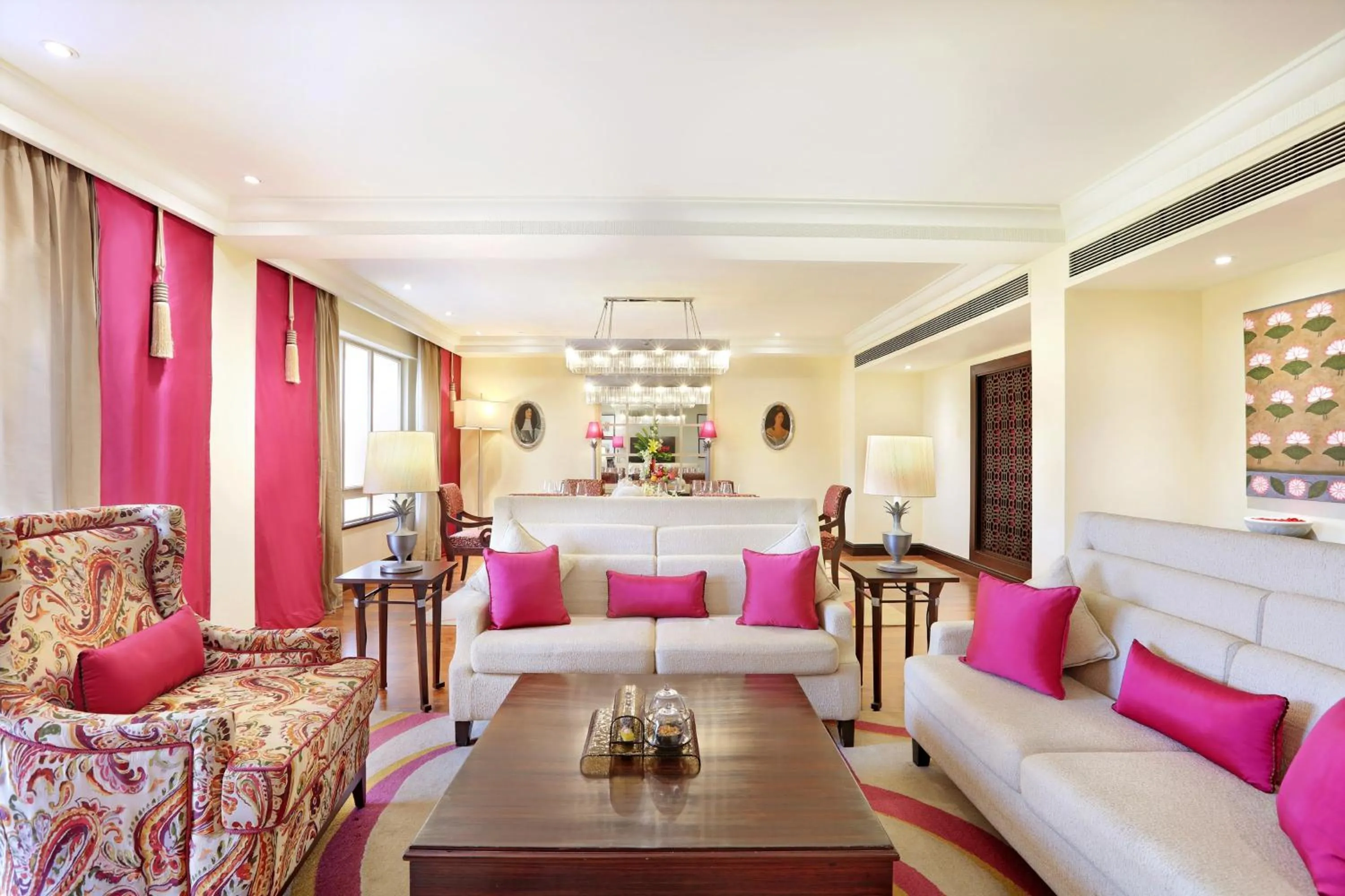 Photo of the whole room in ITC Maratha, a Luxury Collection Hotel, Mumbai