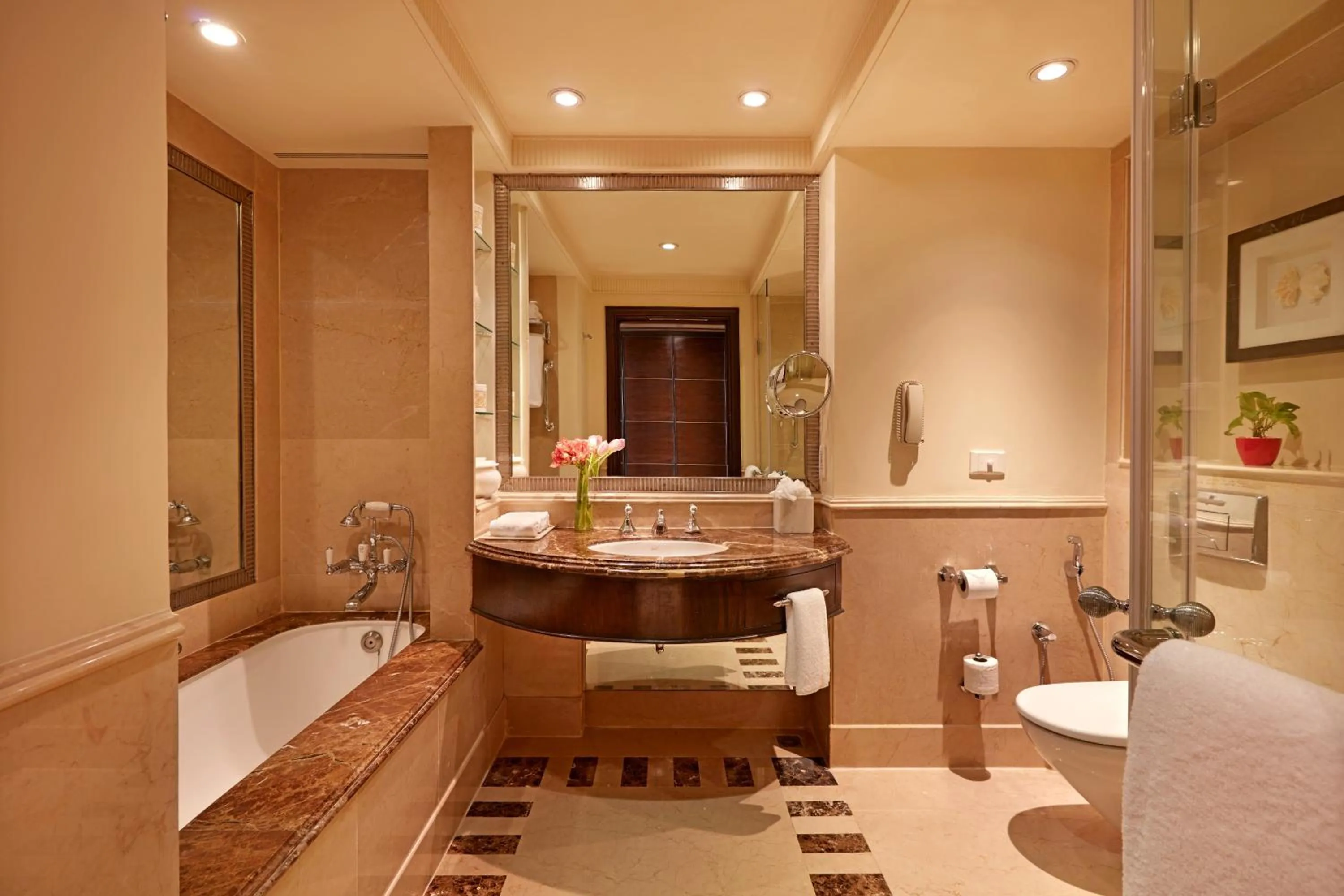 Bathroom in ITC Maratha, a Luxury Collection Hotel, Mumbai