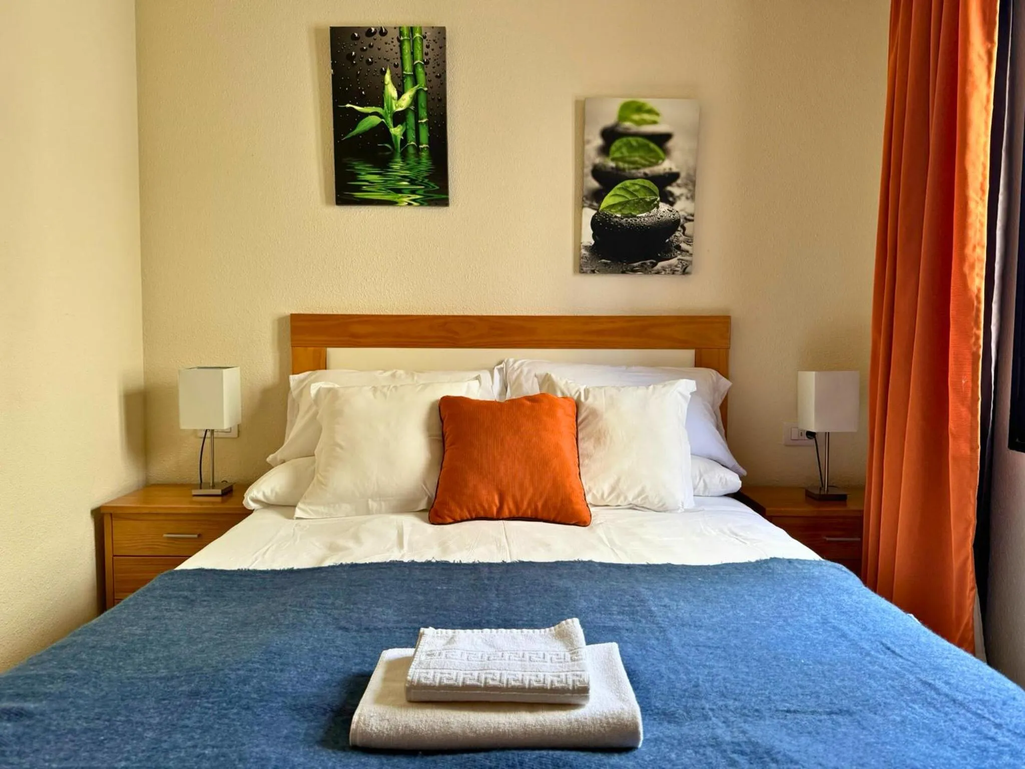 Bedroom, Bed in Fairways Club