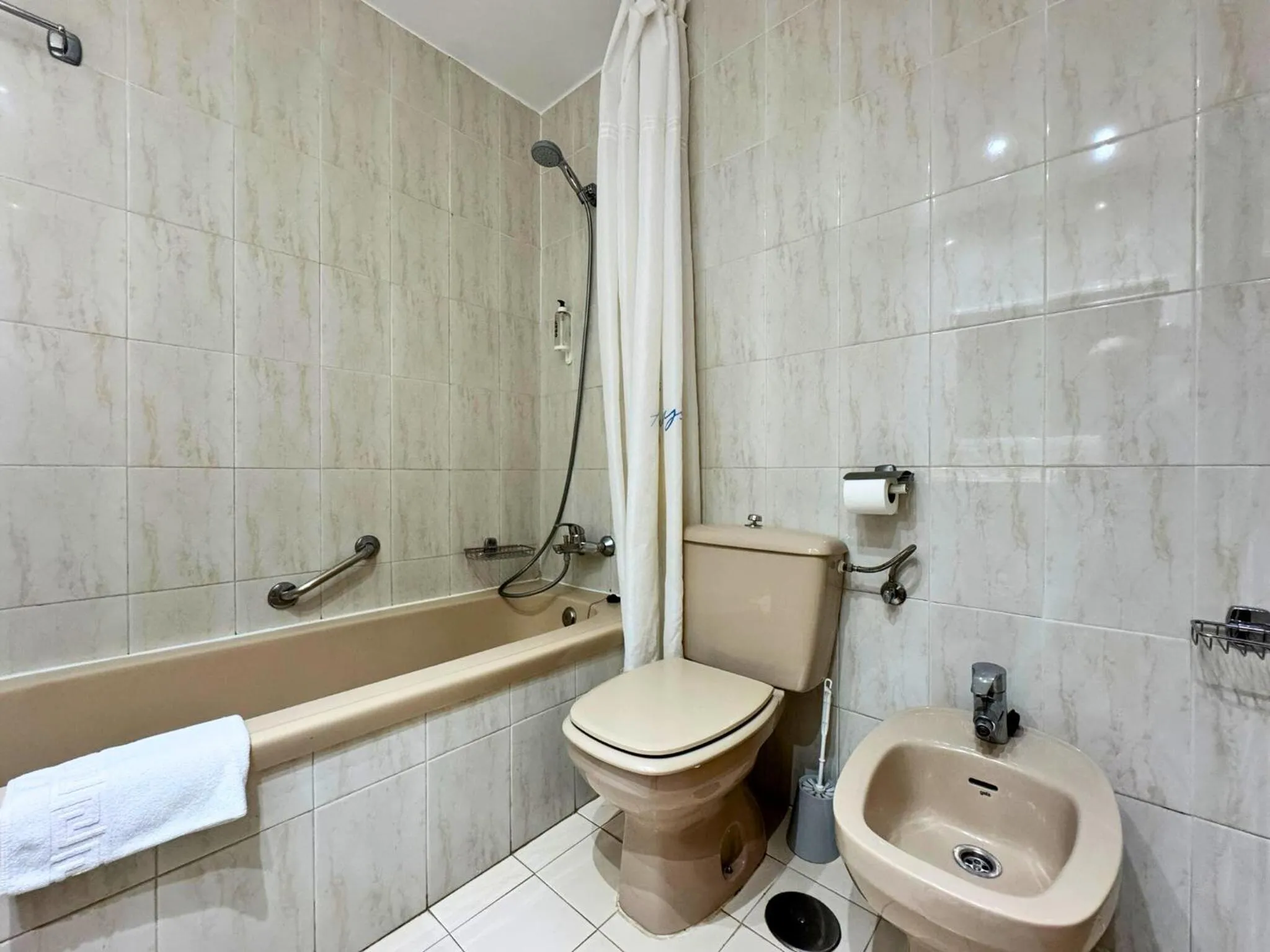 Shower in Fairways Club