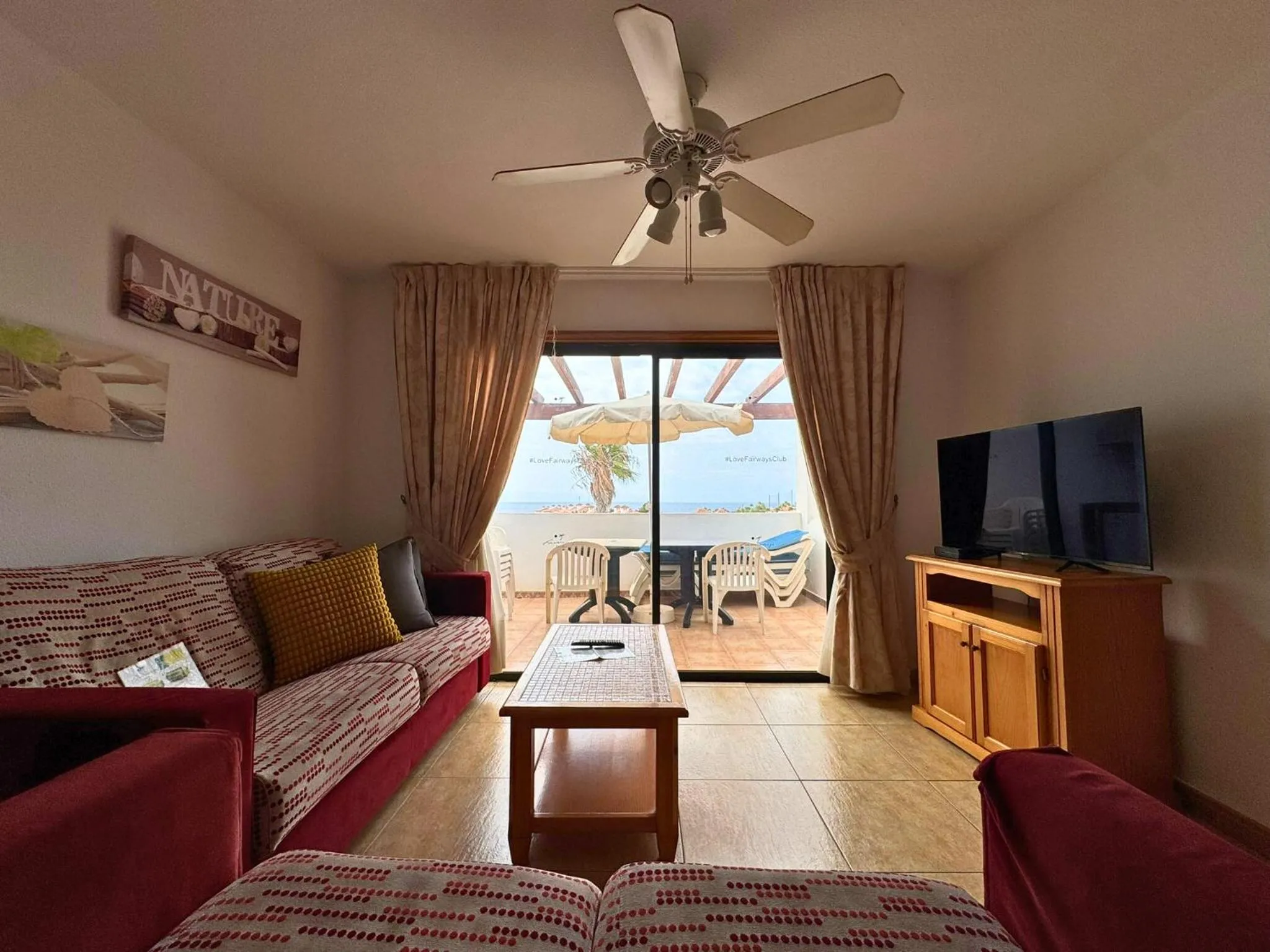 Living room, Bed in Fairways Club