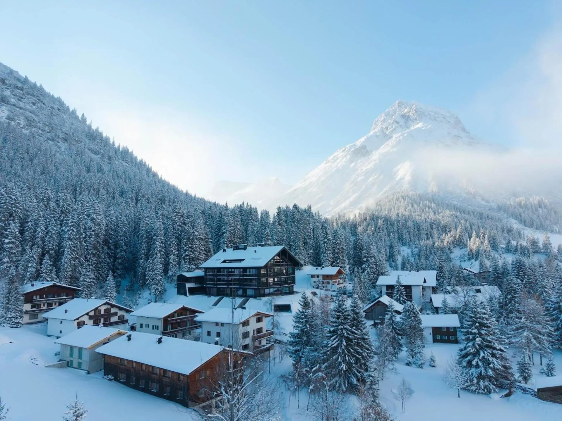 Property building in NEW Hotel Kristberg in Lech - new opening since December 2025