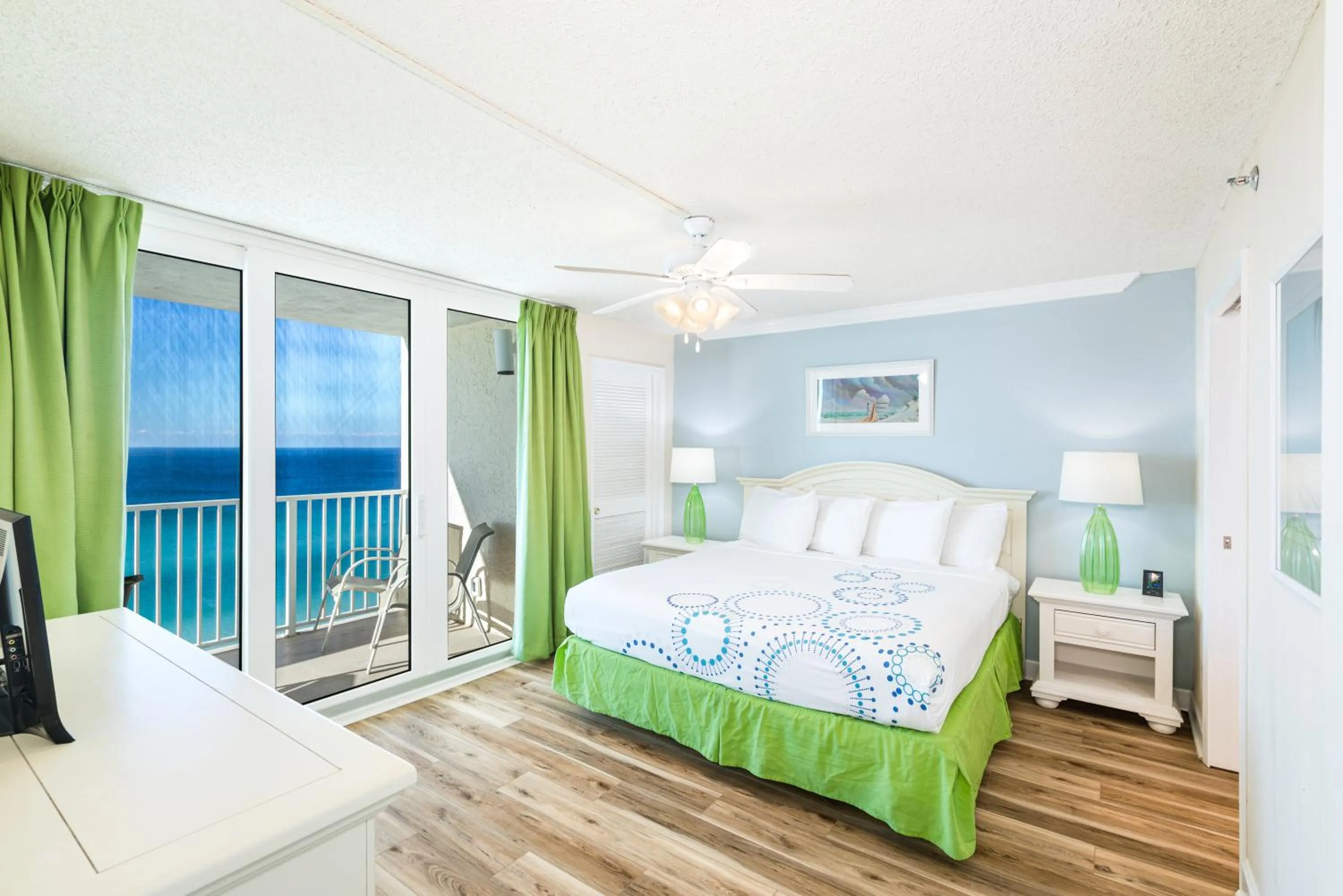 Bed in Landmark Holiday Beach