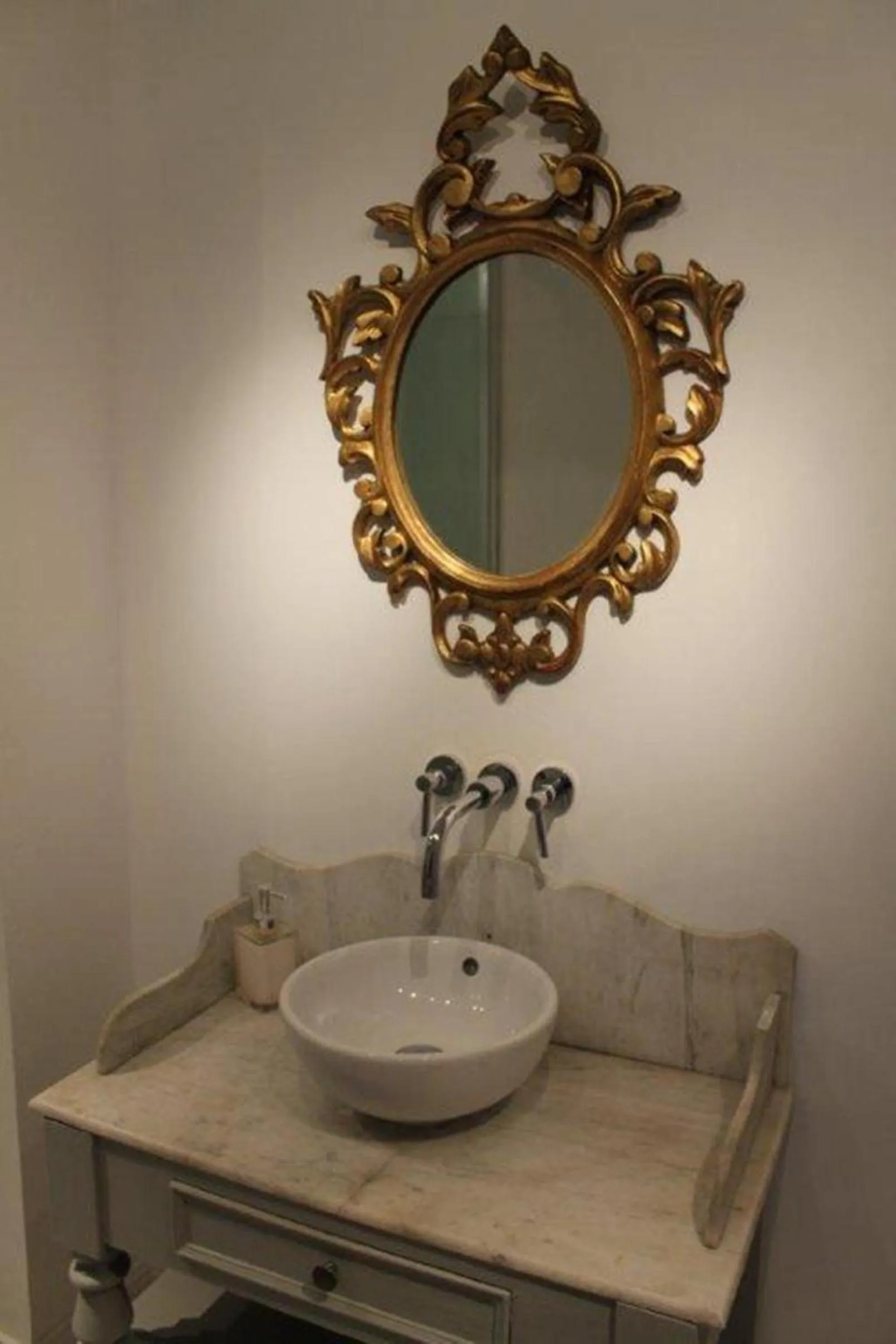 Bathroom in Manoir de la Foulquetiere